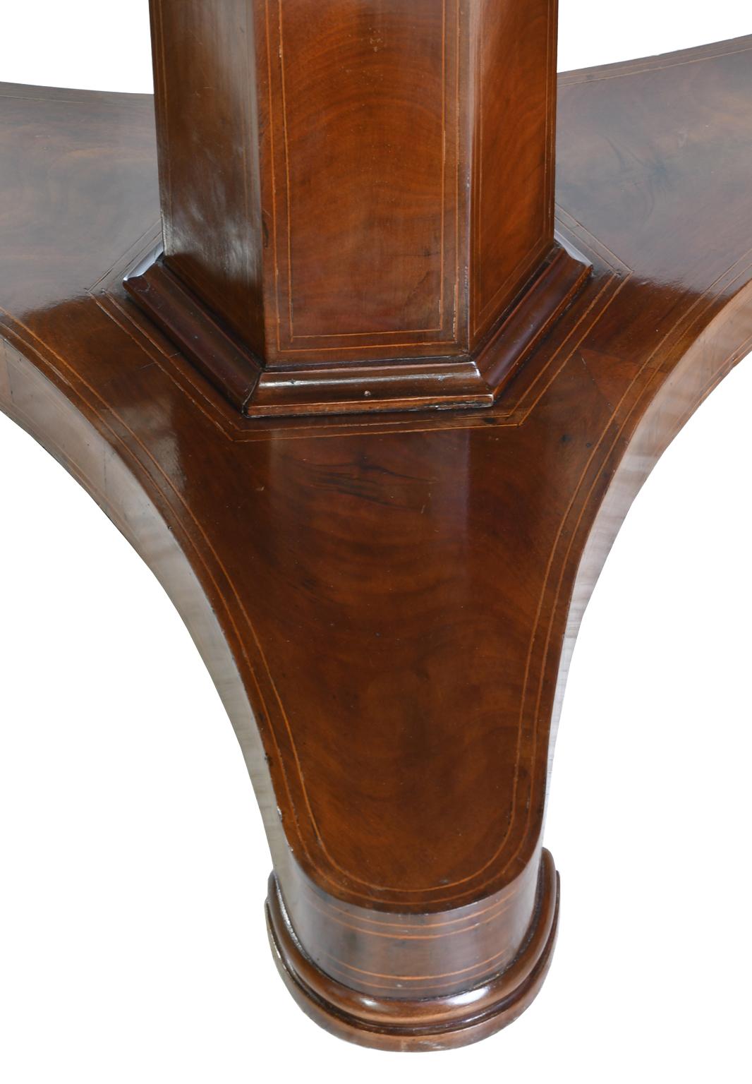 Round Tilt-Top English Regency Pedestal Loo/Center Table in Mahogany w Marquetry 5
