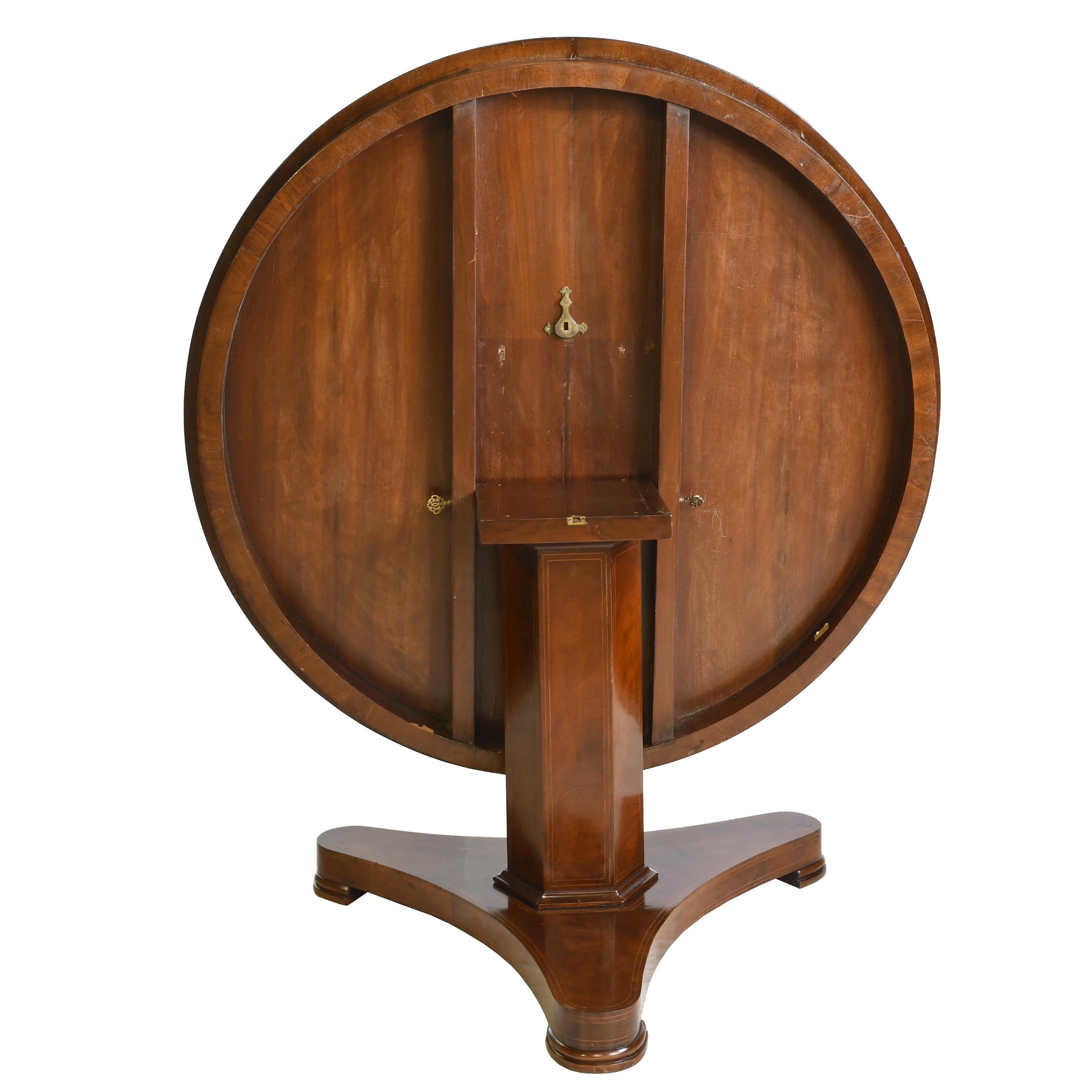 Round Tilt-Top English Regency Pedestal Loo/Center Table in Mahogany w Marquetry 1
