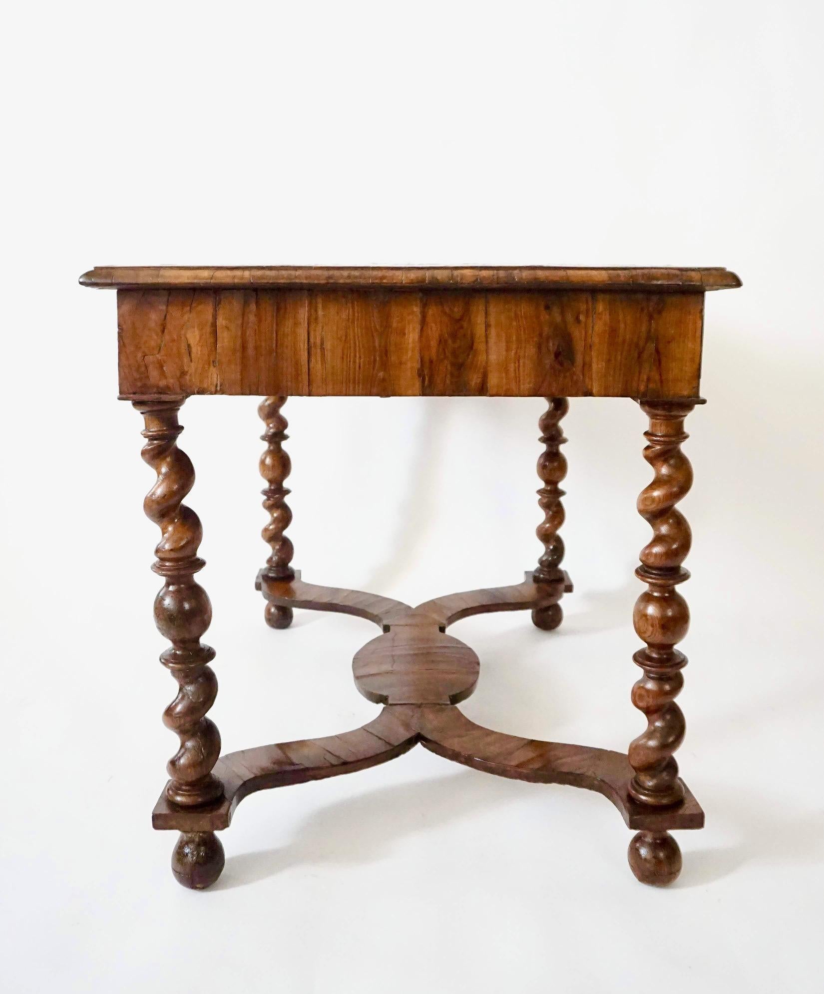 English Charles II Olivewood Oyster Veneer Side Table, circa 1680 For Sale 1