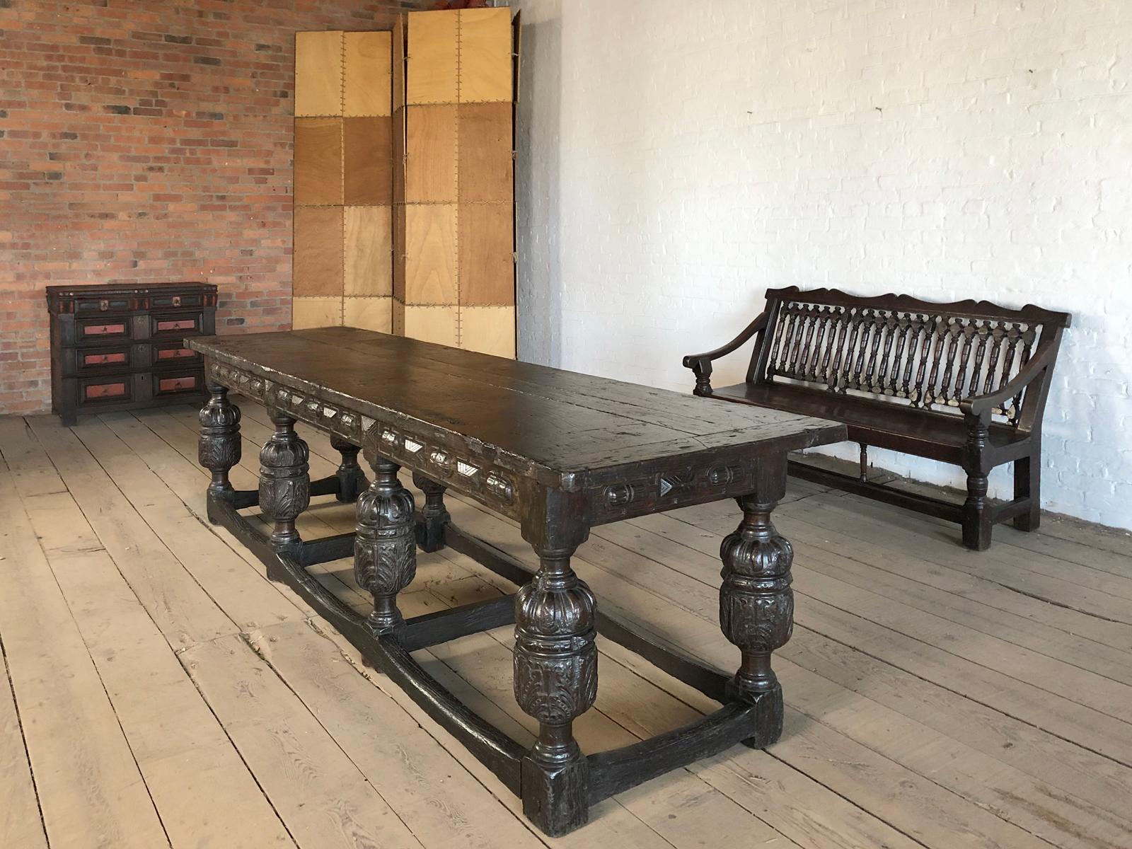 18th Century and Earlier English Charles II Spindle-Back 17th Century Oak Settle, ca. 1650 For Sale