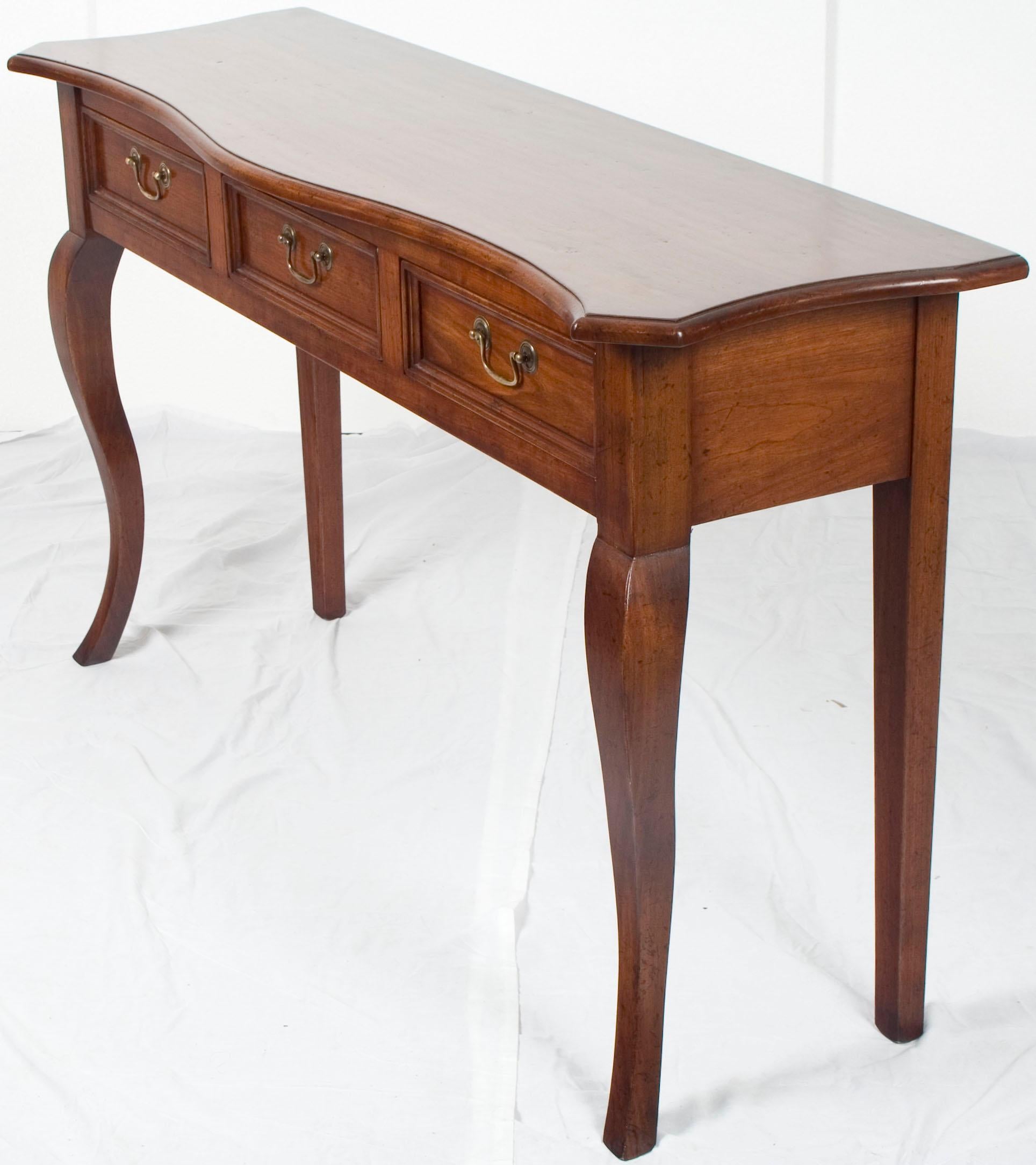 English Cherry French Leg Sideboard Sofa Table For Sale 3