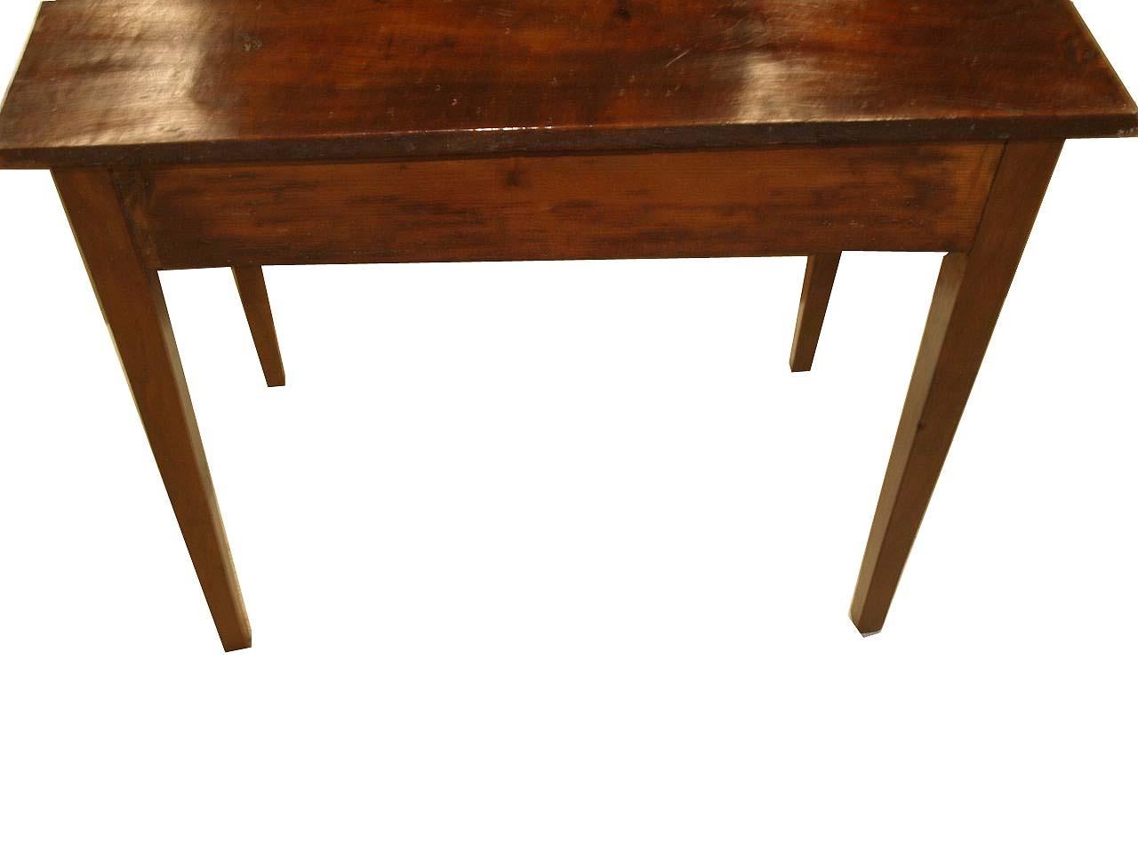 Early 19th Century English Cherry One Drawer Table For Sale
