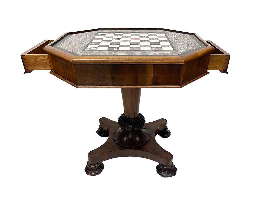 English chess table with marble inlay, by Crook Richard and Son, c. 1840 In Good Condition For Sale In Delft, NL