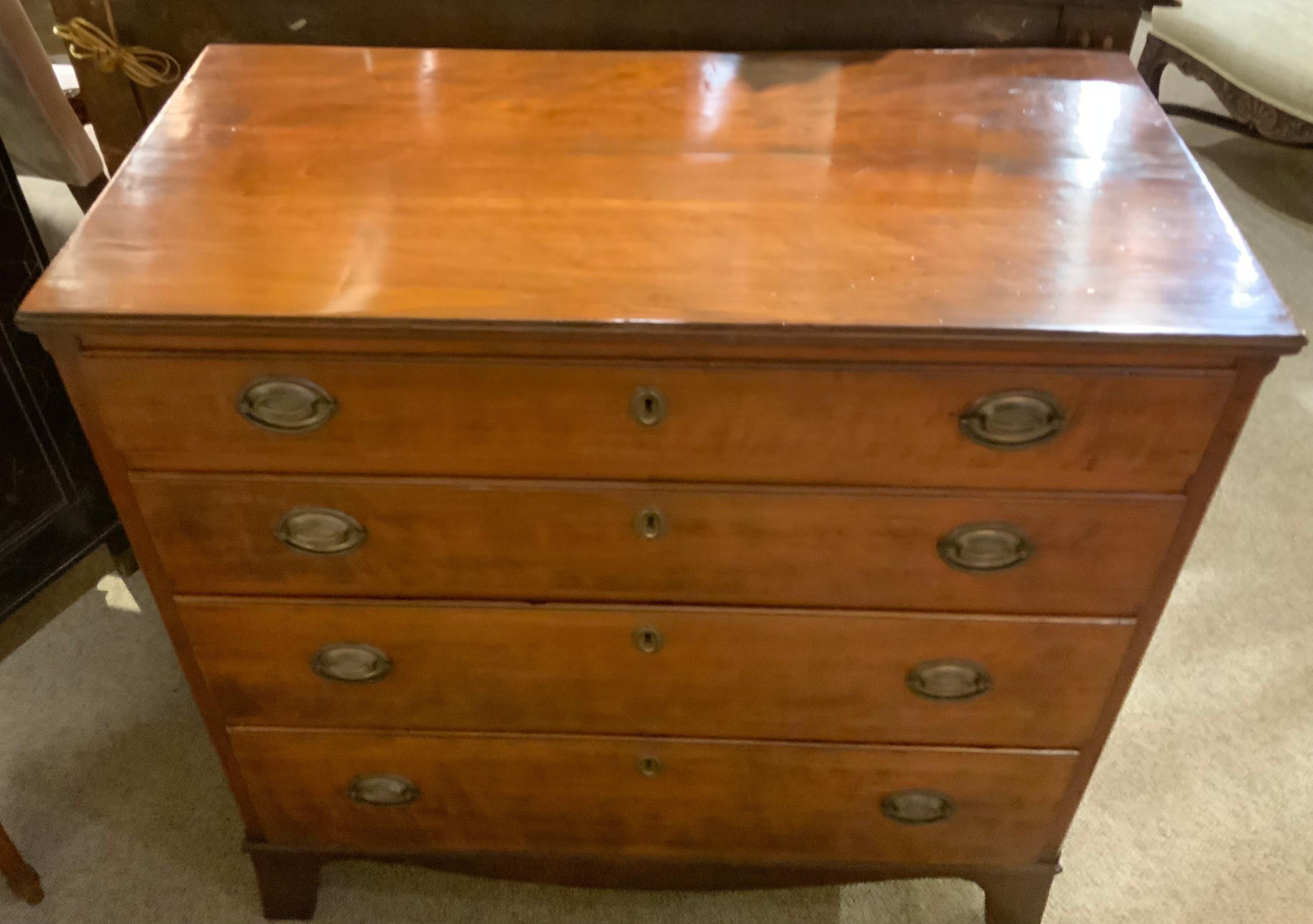 Mahogany English chest of drawers mahogany 19 th century For Sale