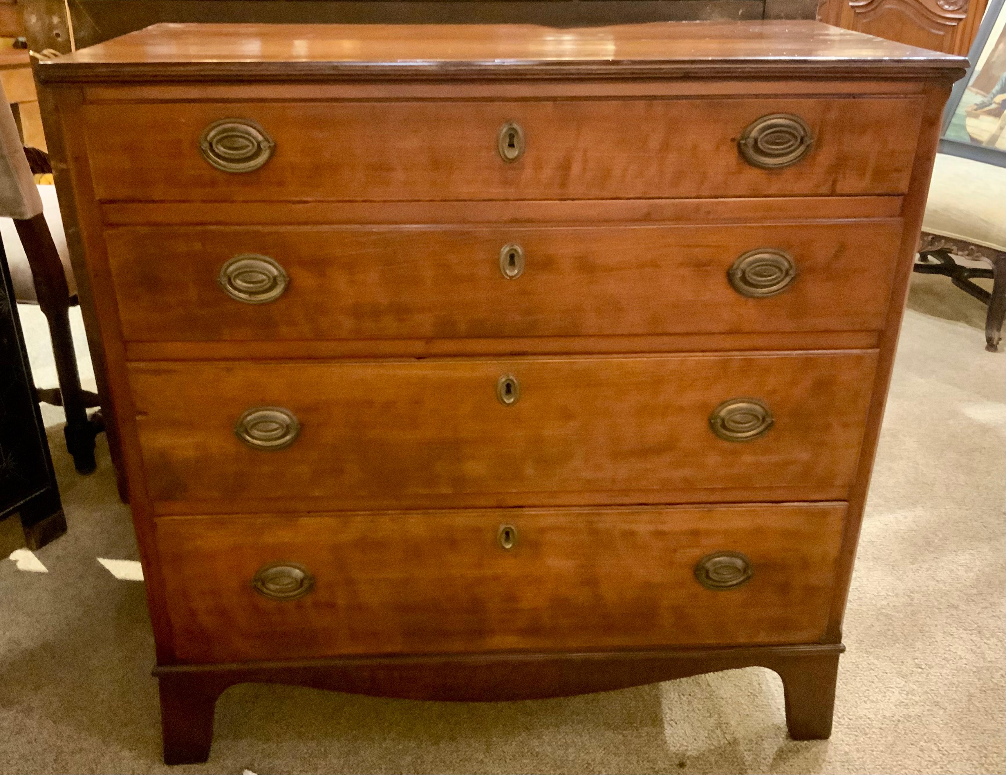English chest of drawers mahogany 19 th century For Sale 1