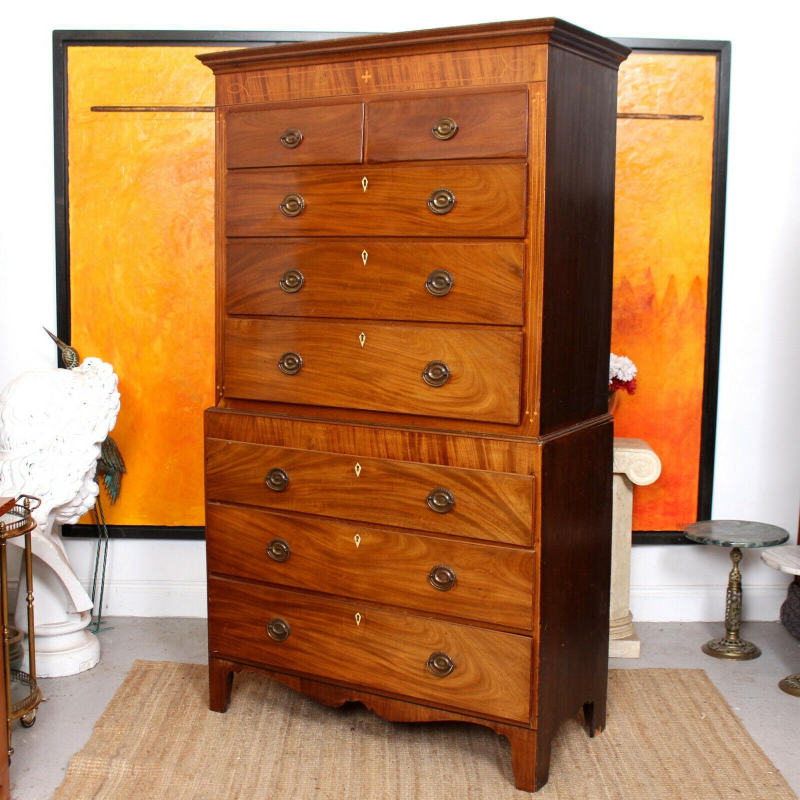 English Chest on Chest of Drawers 19th Century Inlaid Mahogany For Sale 1