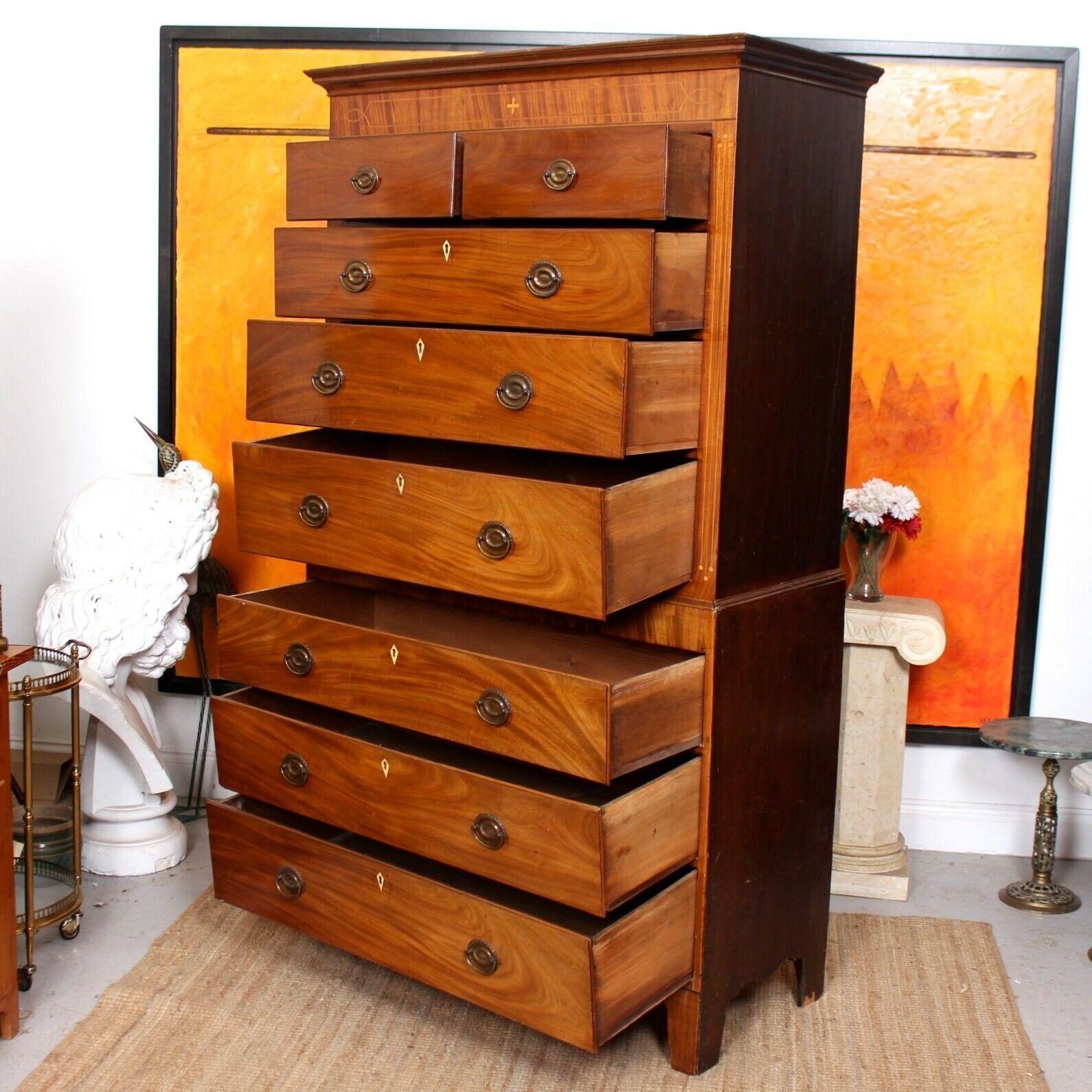 English Chest on Chest of Drawers 19th Century Inlaid Mahogany For Sale 4