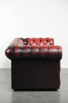Canapé Chesterfield 2,5/3 places en cuir de vachette rouge