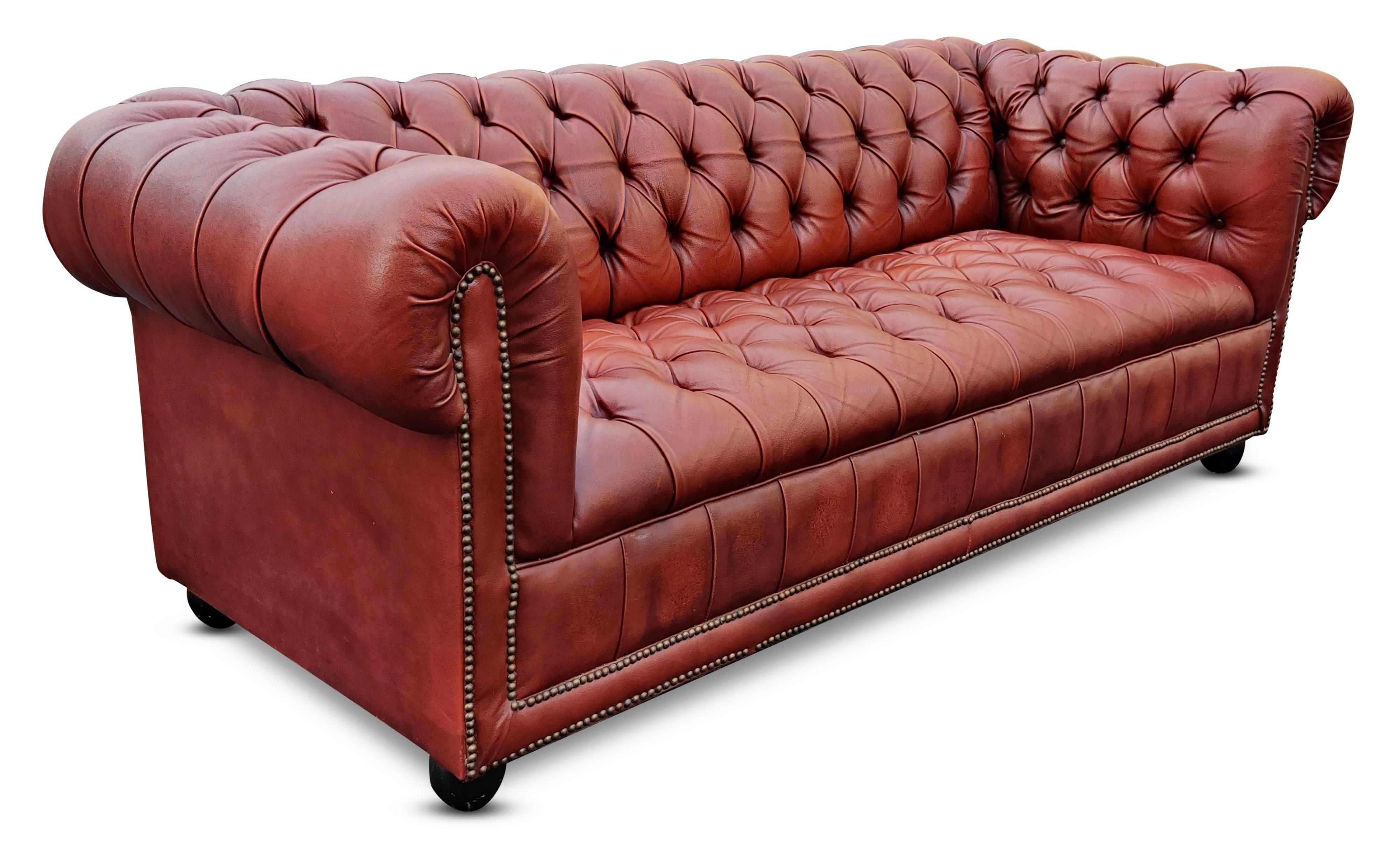 English Chesterfield Cardovian Oxblood Tufted Leather Sofa In Good Condition In Philadelphia, PA