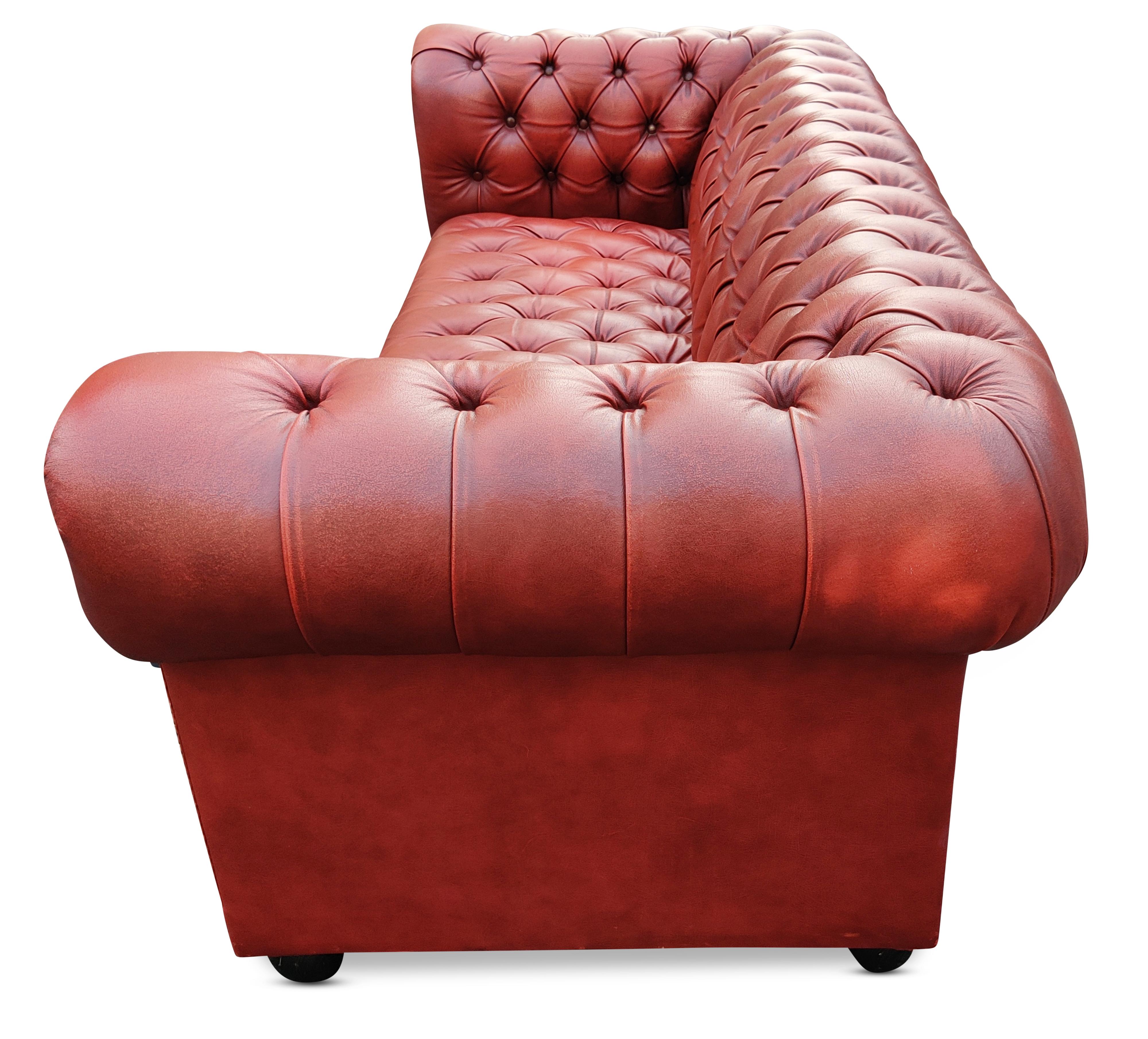 English Chesterfield Cardovian Oxblood Tufted Leather Sofa 3