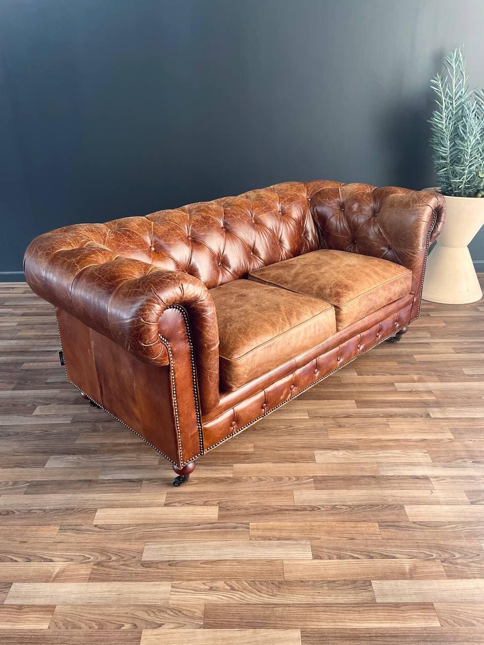 English Chesterfield Cognac Leather Sofa In Good Condition In Los Angeles, CA