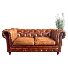 Canapé anglais Chesterfield en cuir cognac