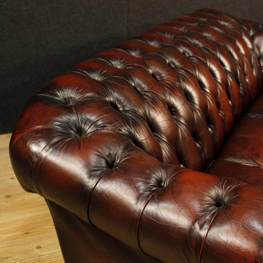 English Chesterfield Sofa in Leather from 20th Century 7