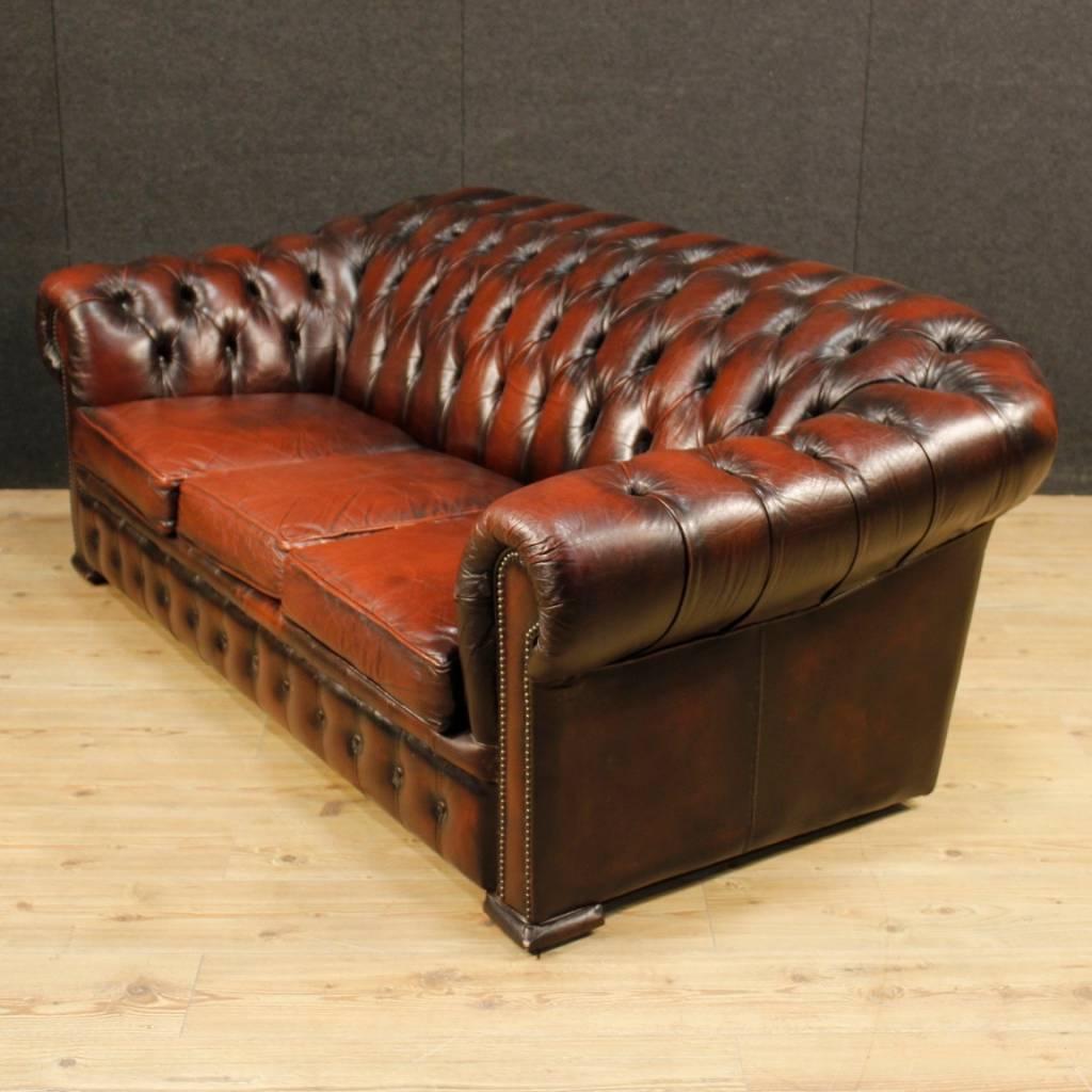 English Chesterfield Sofa in Leather from 20th Century 1