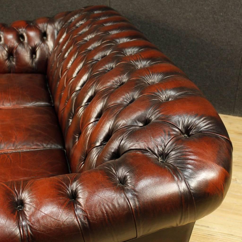 English Chesterfield Sofa in Leather from 20th Century 2