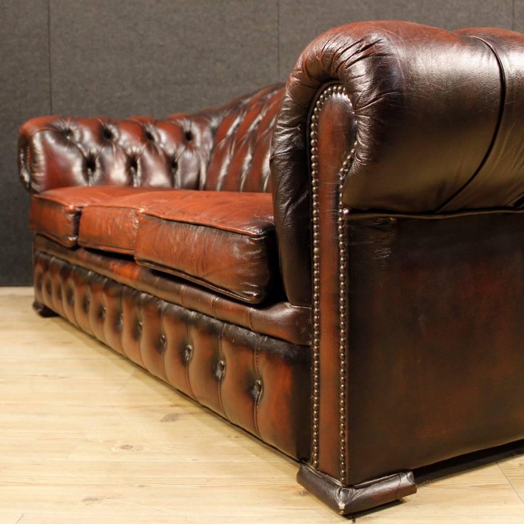 English Chesterfield Sofa in Leather from 20th Century 3