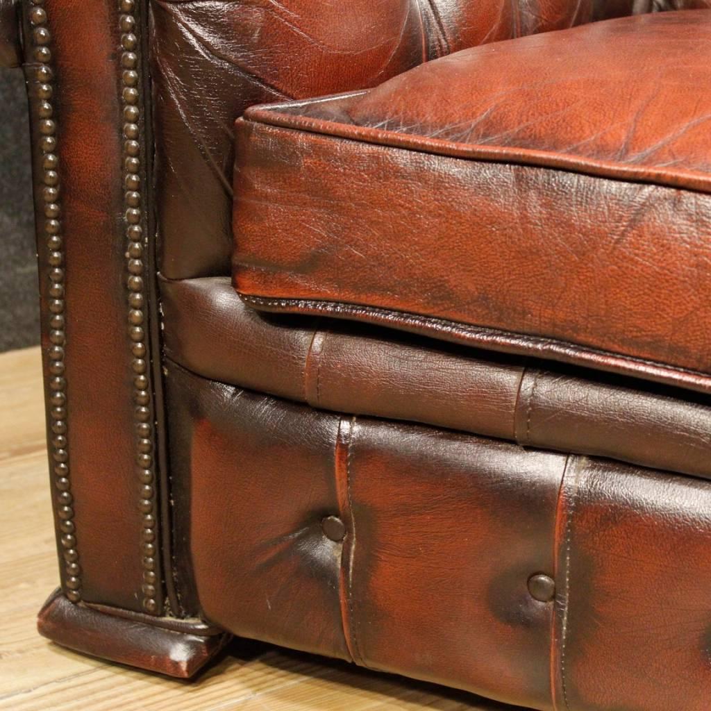 English Chesterfield Sofa in Leather from 20th Century 5
