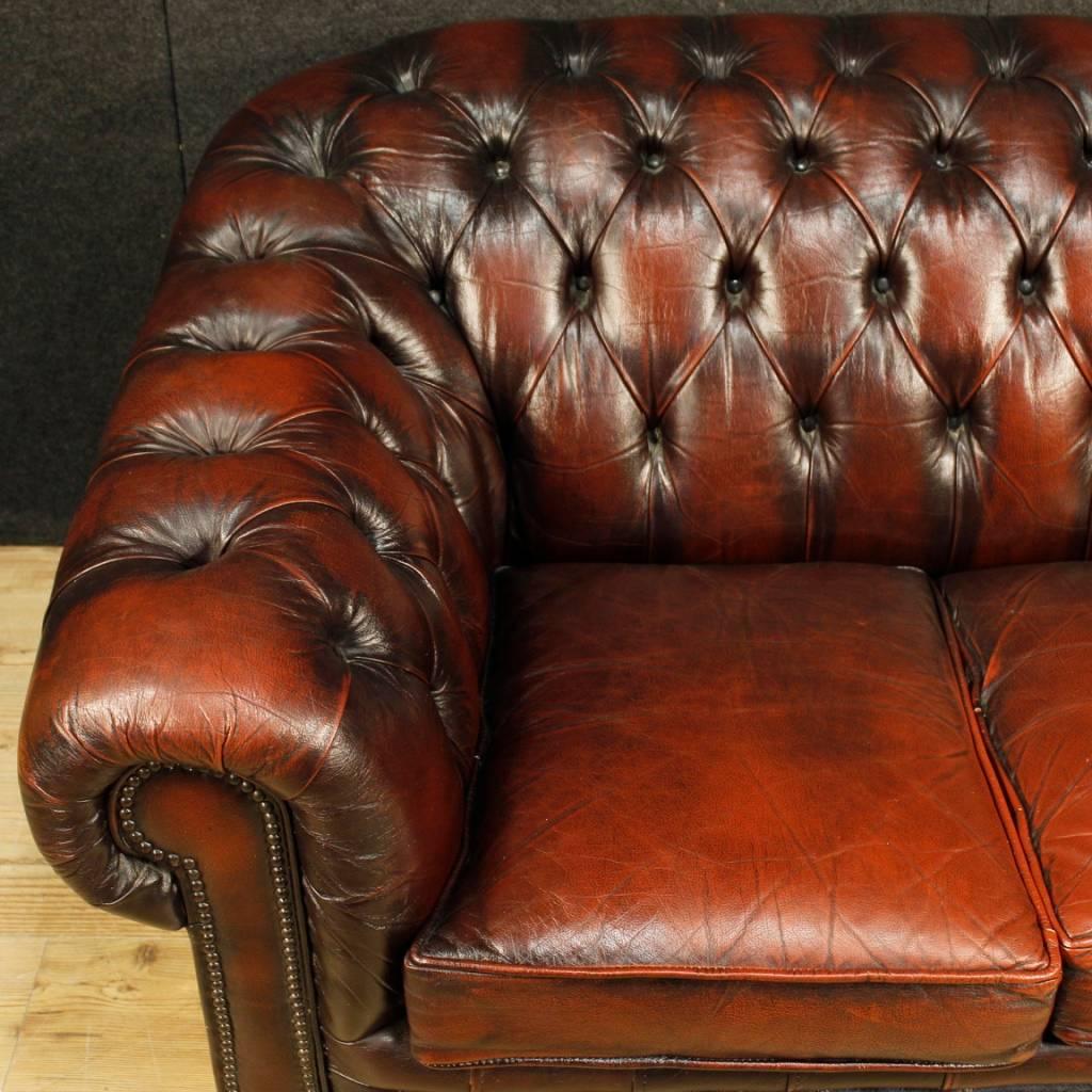 English Chesterfield Sofa in Leather from 20th Century 6