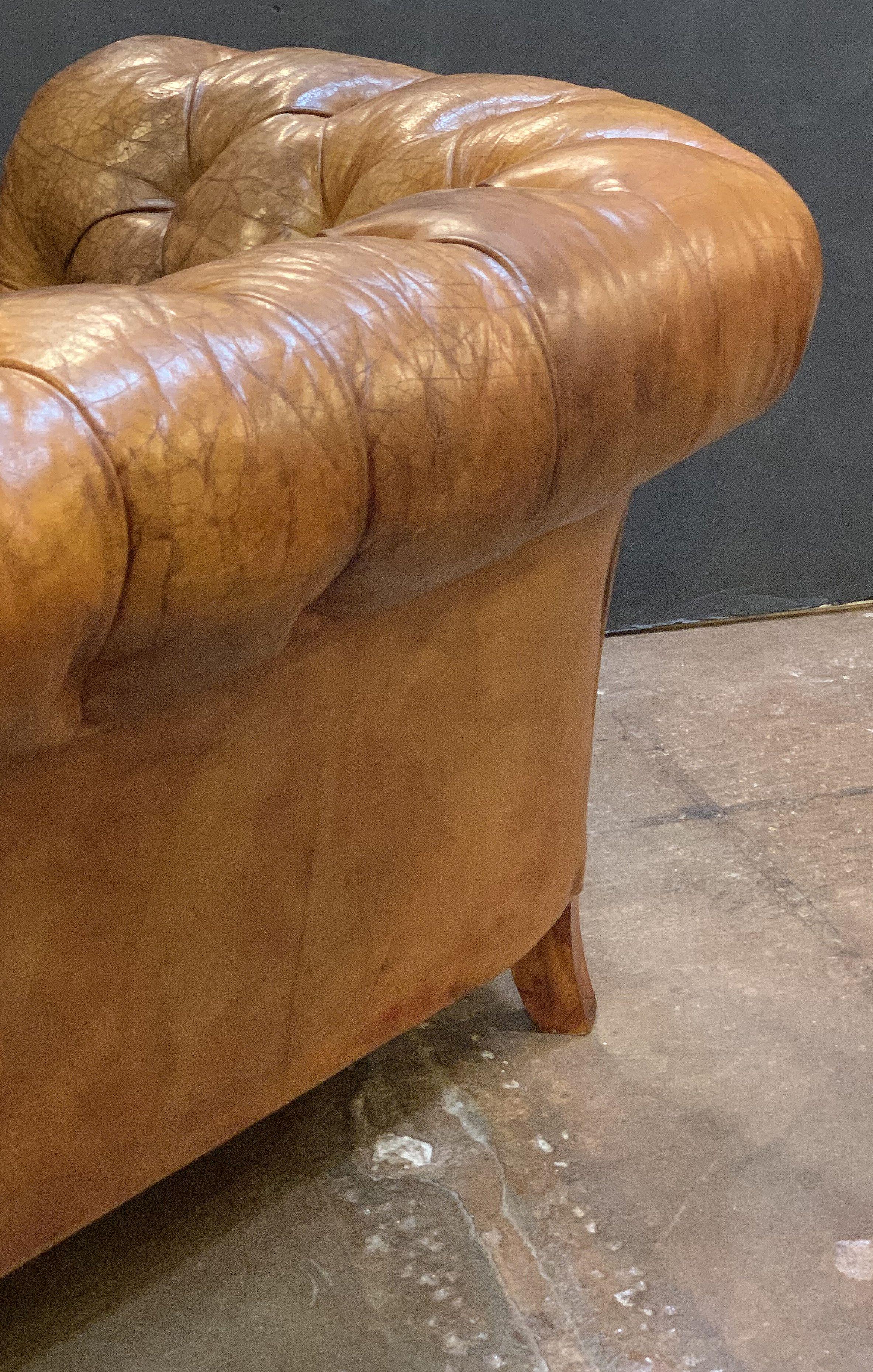English Chesterfield Sofa of Tufted Leather 14
