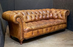 English Chesterfield Sofa of Tufted Leather