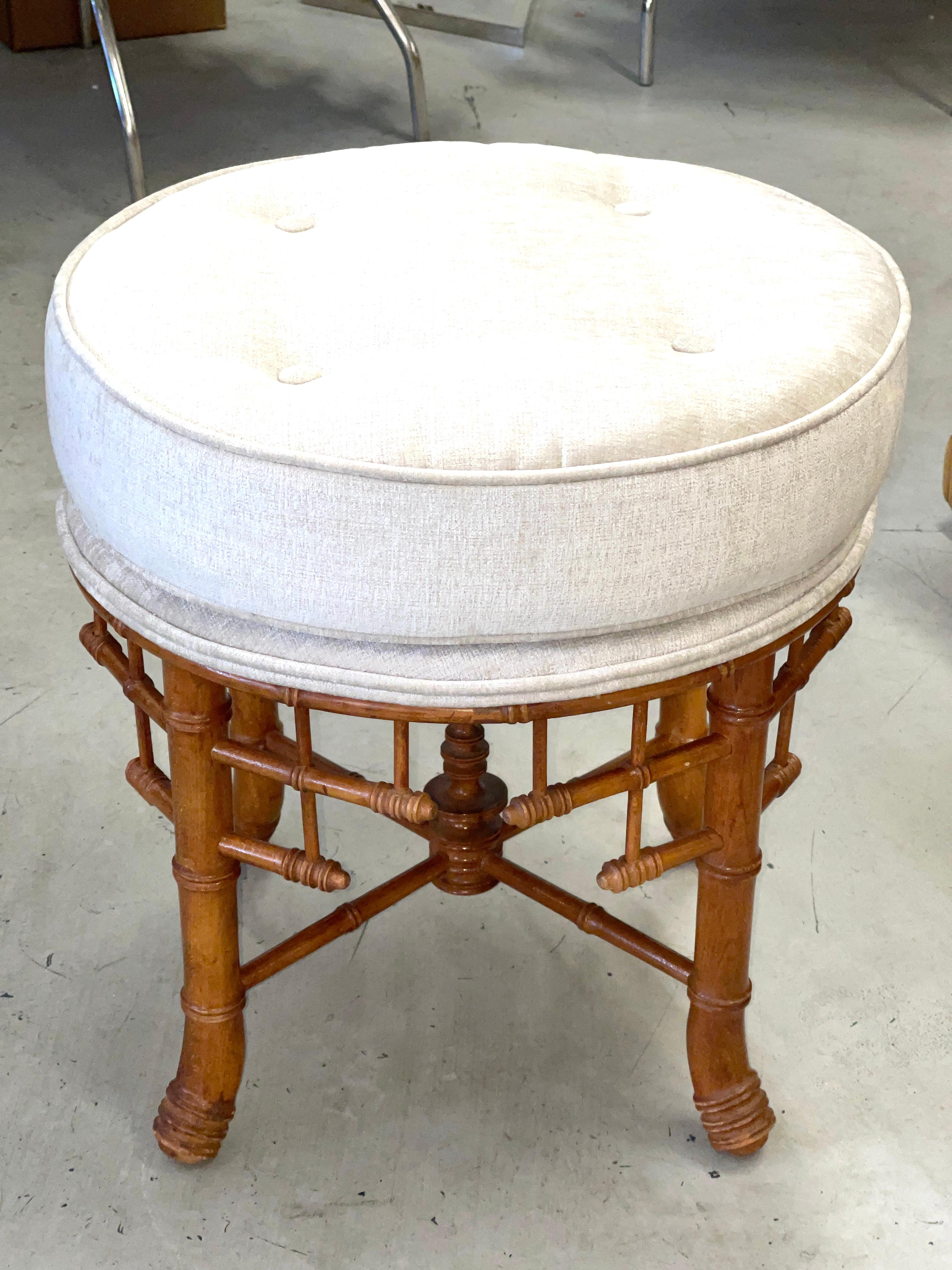 Hand-Crafted English Chinese Chippendale Faux Bamboo Stool