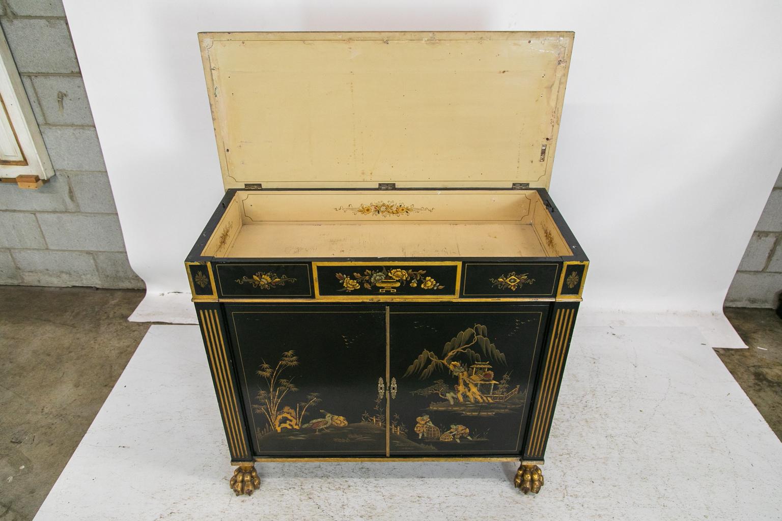 Gold English Chinoiserie Console Cabinet
