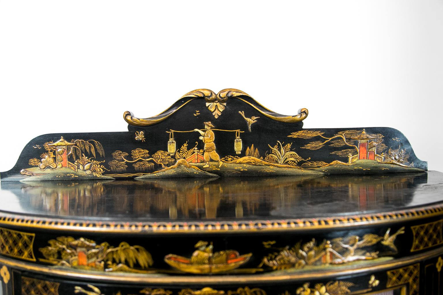  English Chinoiserie Display Case In Good Condition In Wilson, NC