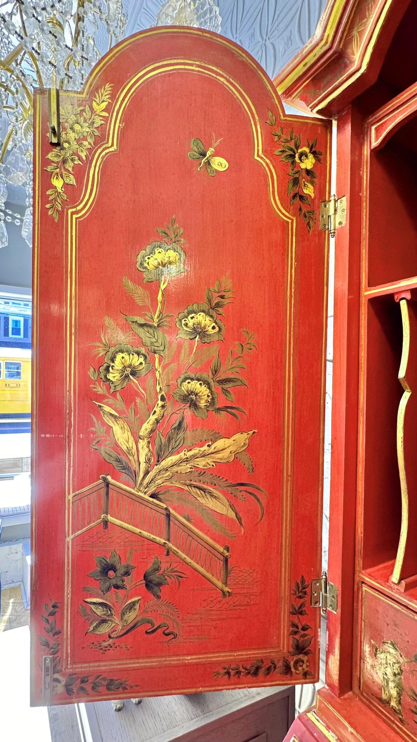 Secretario de Gabinete Inglés Chinoiserie Estilo Georgiano Japanned Escarlata Bermellón en venta 2