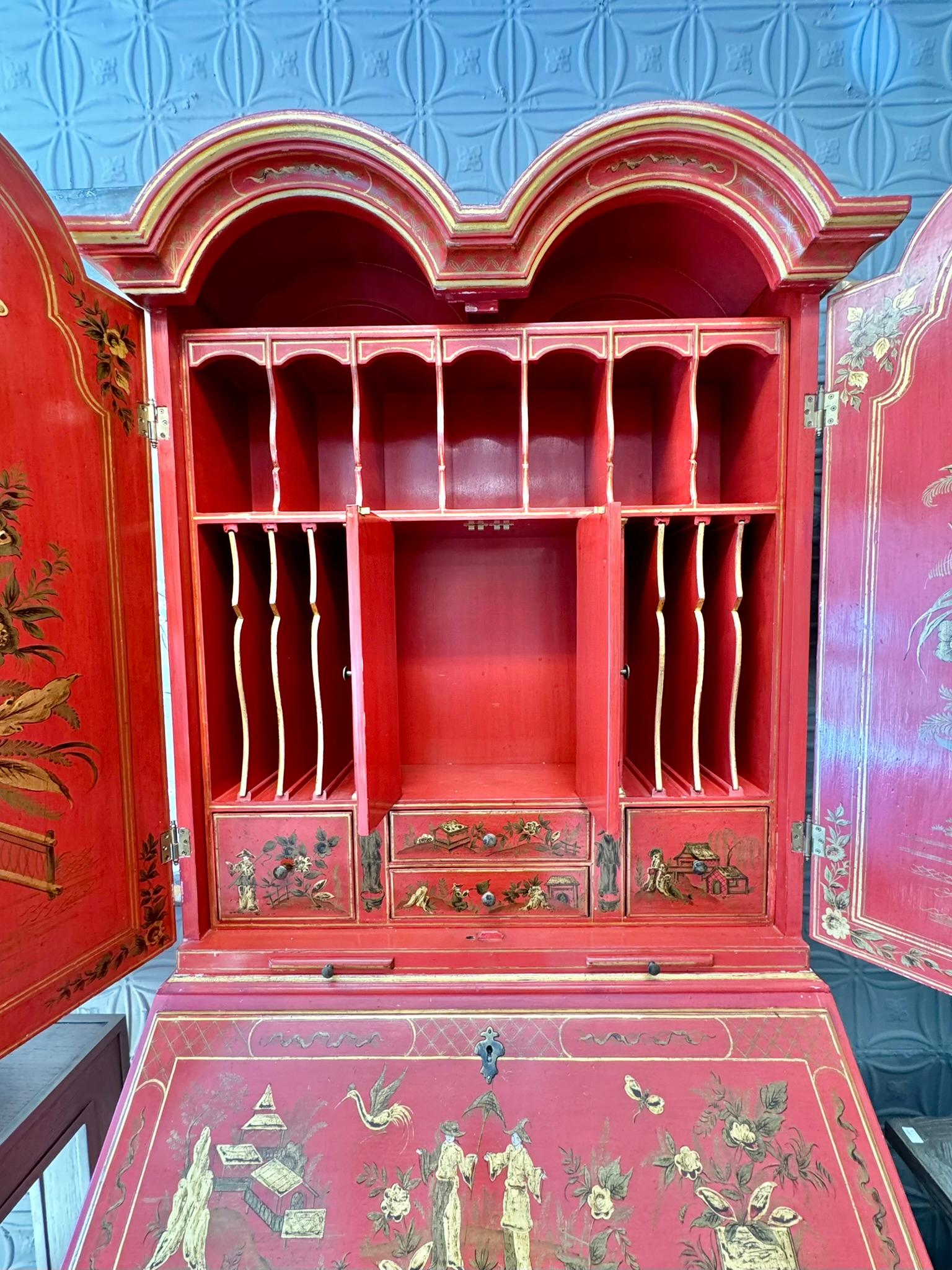 Secretario de Gabinete Inglés Chinoiserie Estilo Georgiano Japanned Escarlata Bermellón en venta 4