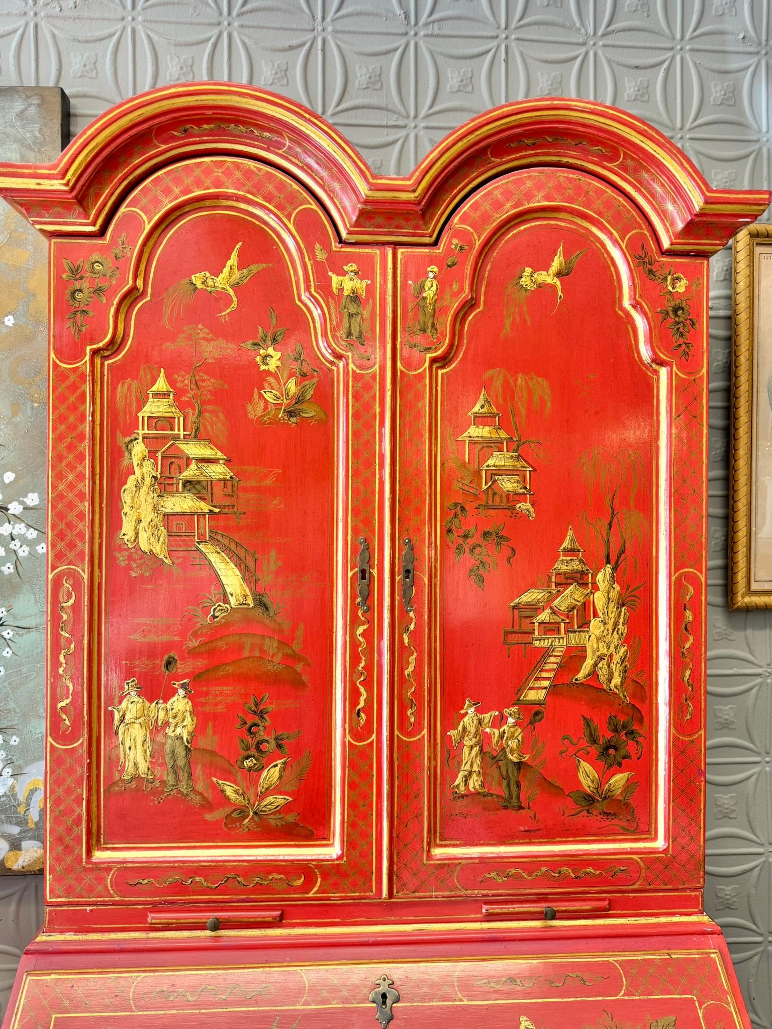 Secretario de Gabinete Inglés Chinoiserie Estilo Georgiano Japanned Escarlata Bermellón Queen Anne en venta