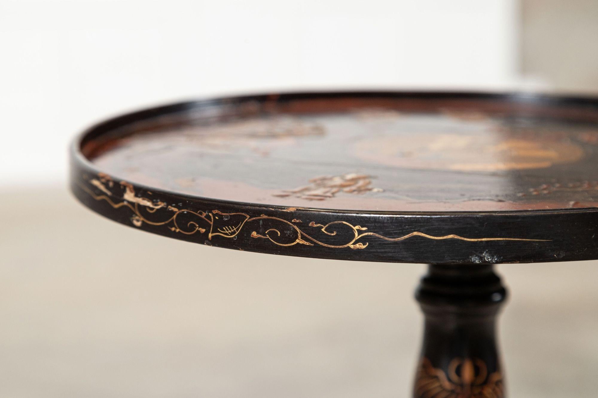 Pin Table d'appoint laquée Chinoiserie anglaise en vente
