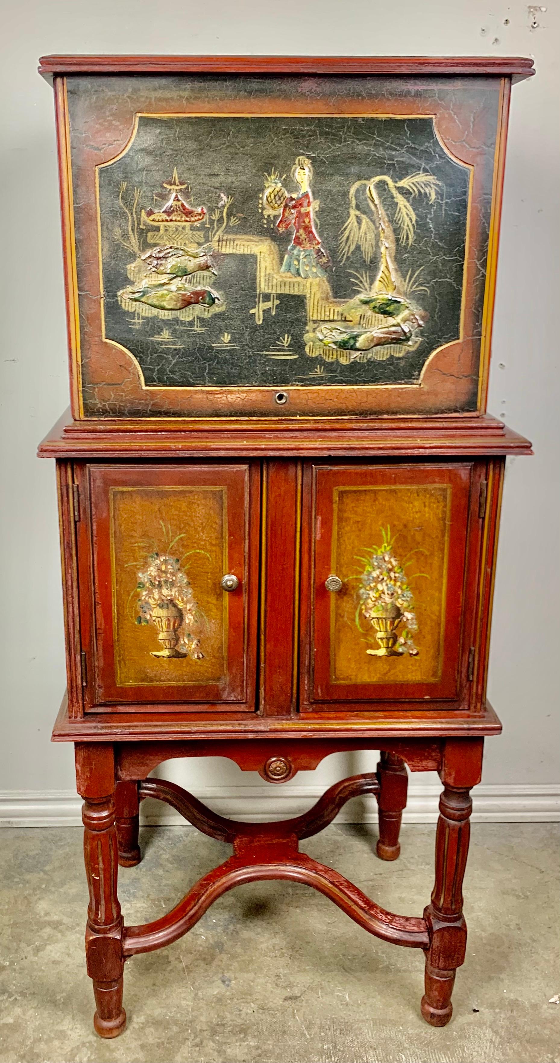English Chinoiserie Painted Smoking Cabinet, circa 1930s In Good Condition In Los Angeles, CA
