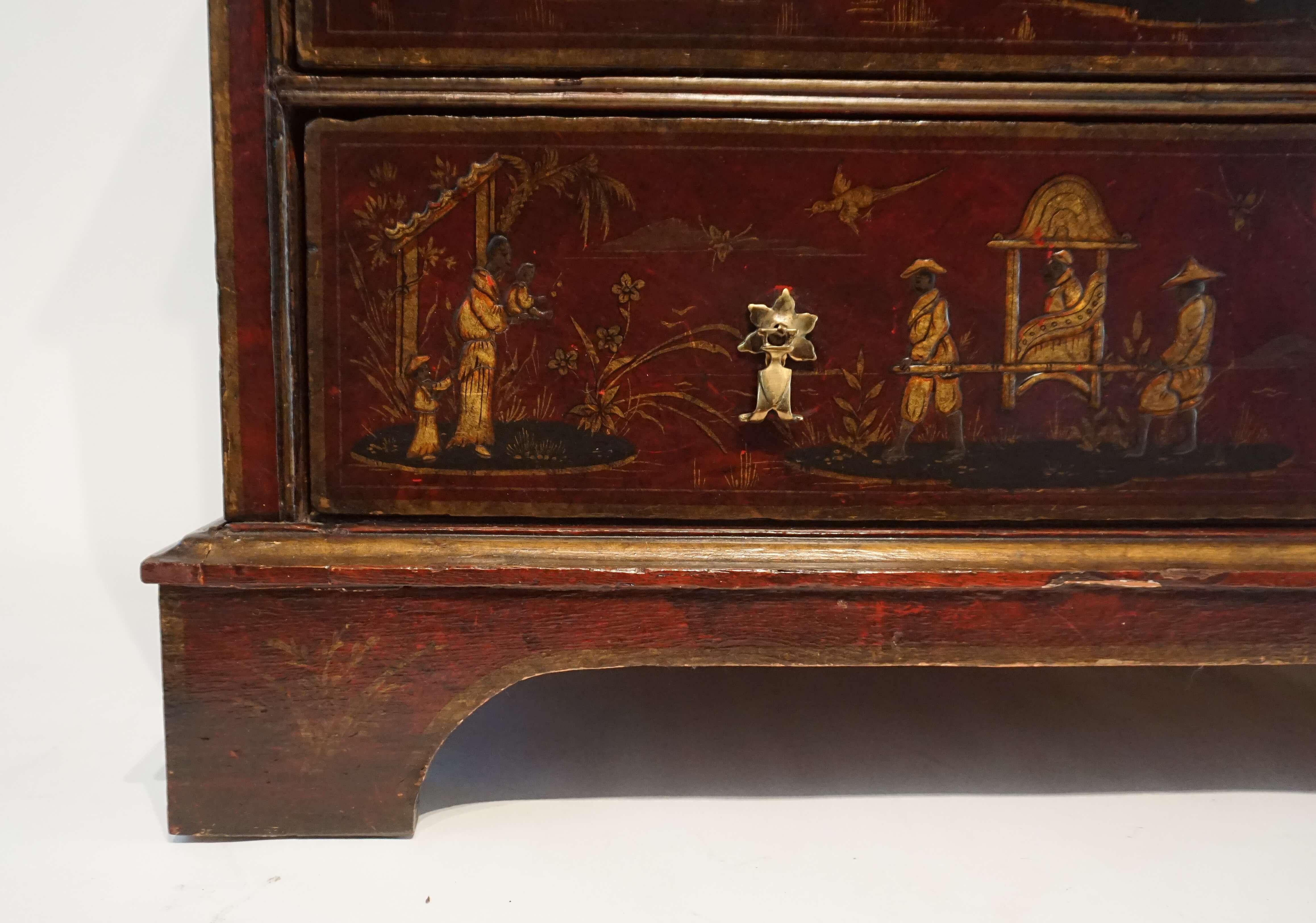 English Chinoiserie Red Japanned Chest of Drawers, circa 1720 6