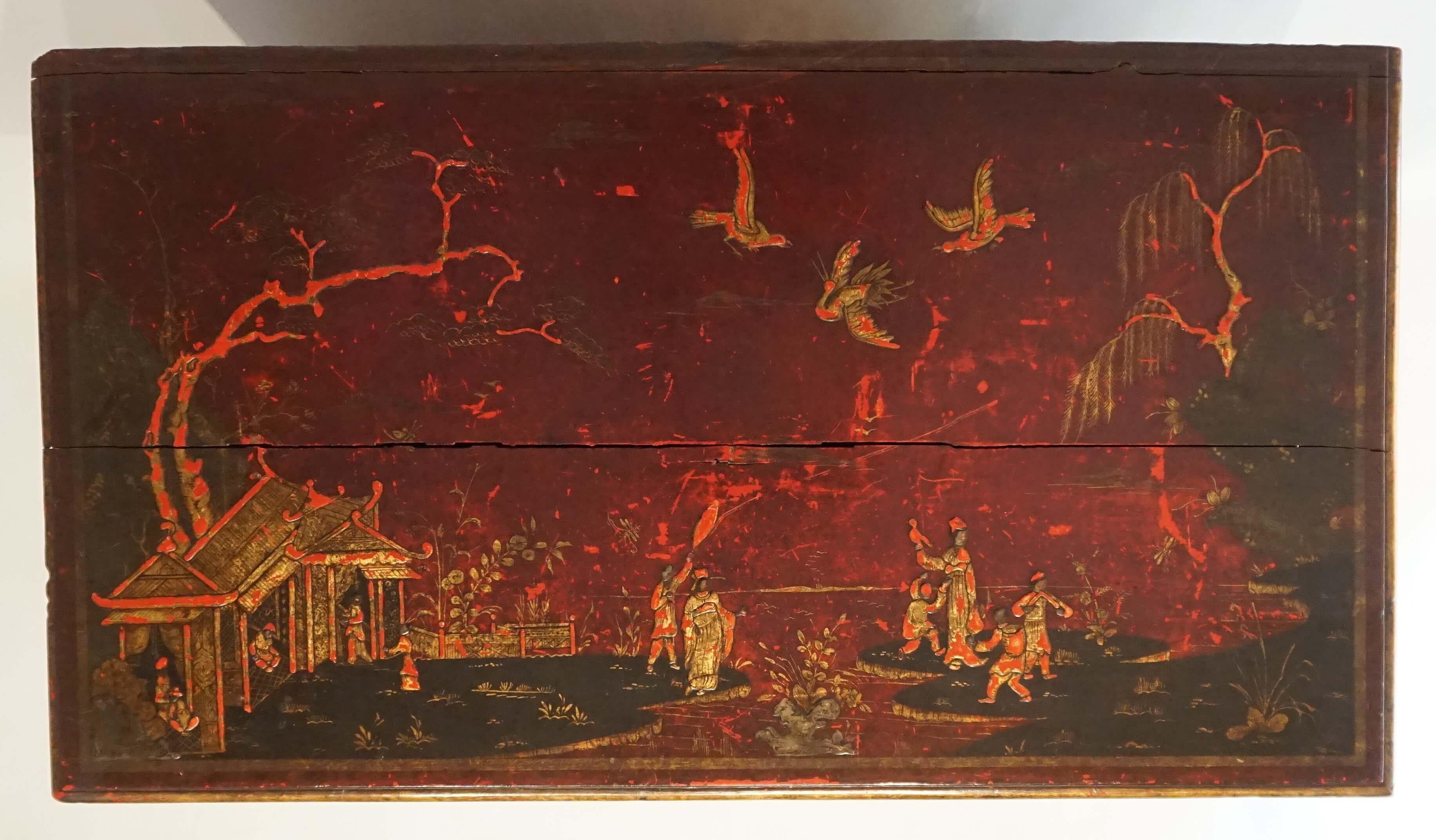 English Chinoiserie Red Japanned Chest of Drawers, circa 1720 9