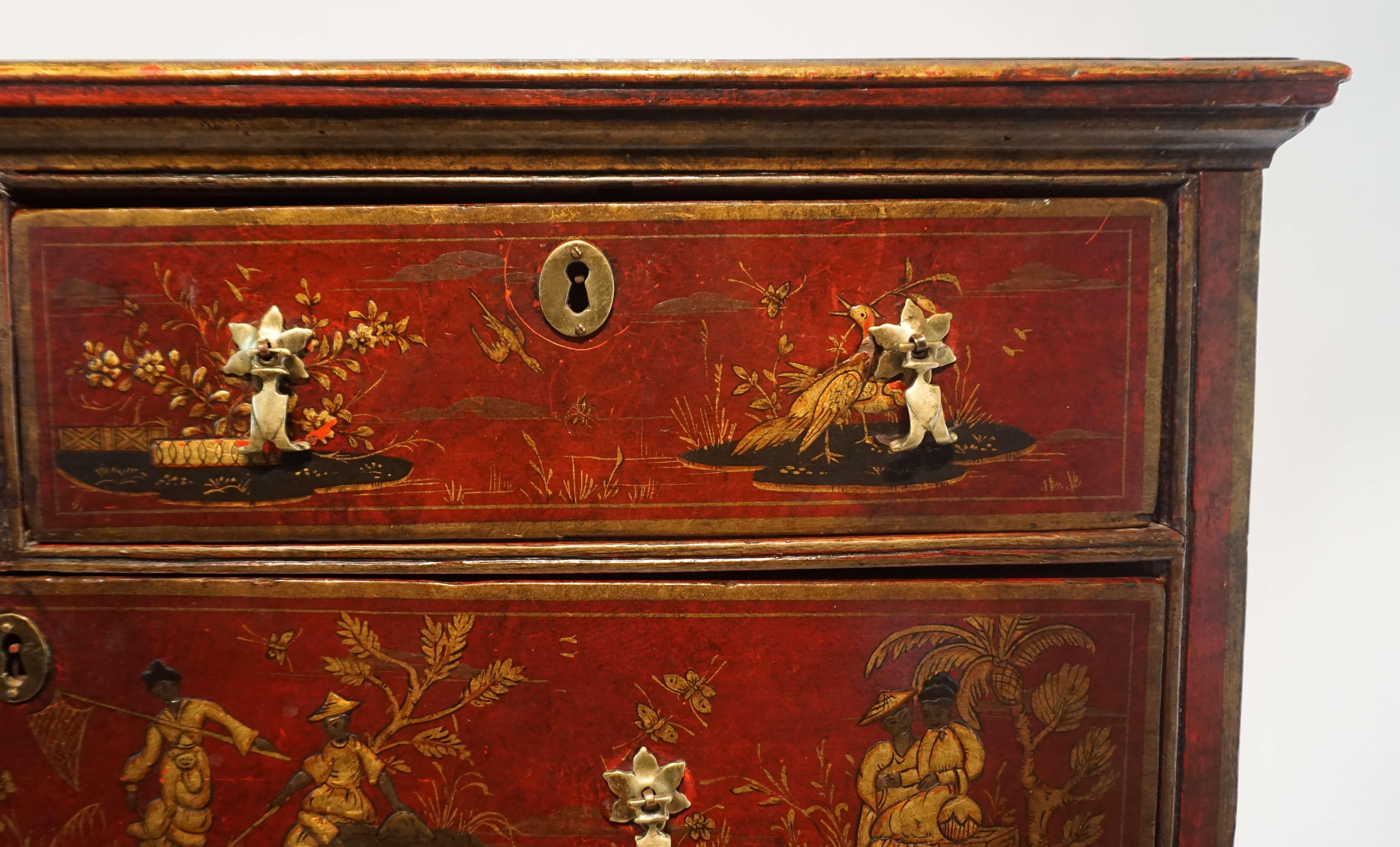 English Chinoiserie Red Japanned Chest of Drawers, circa 1720 In Good Condition In Kinderhook, NY