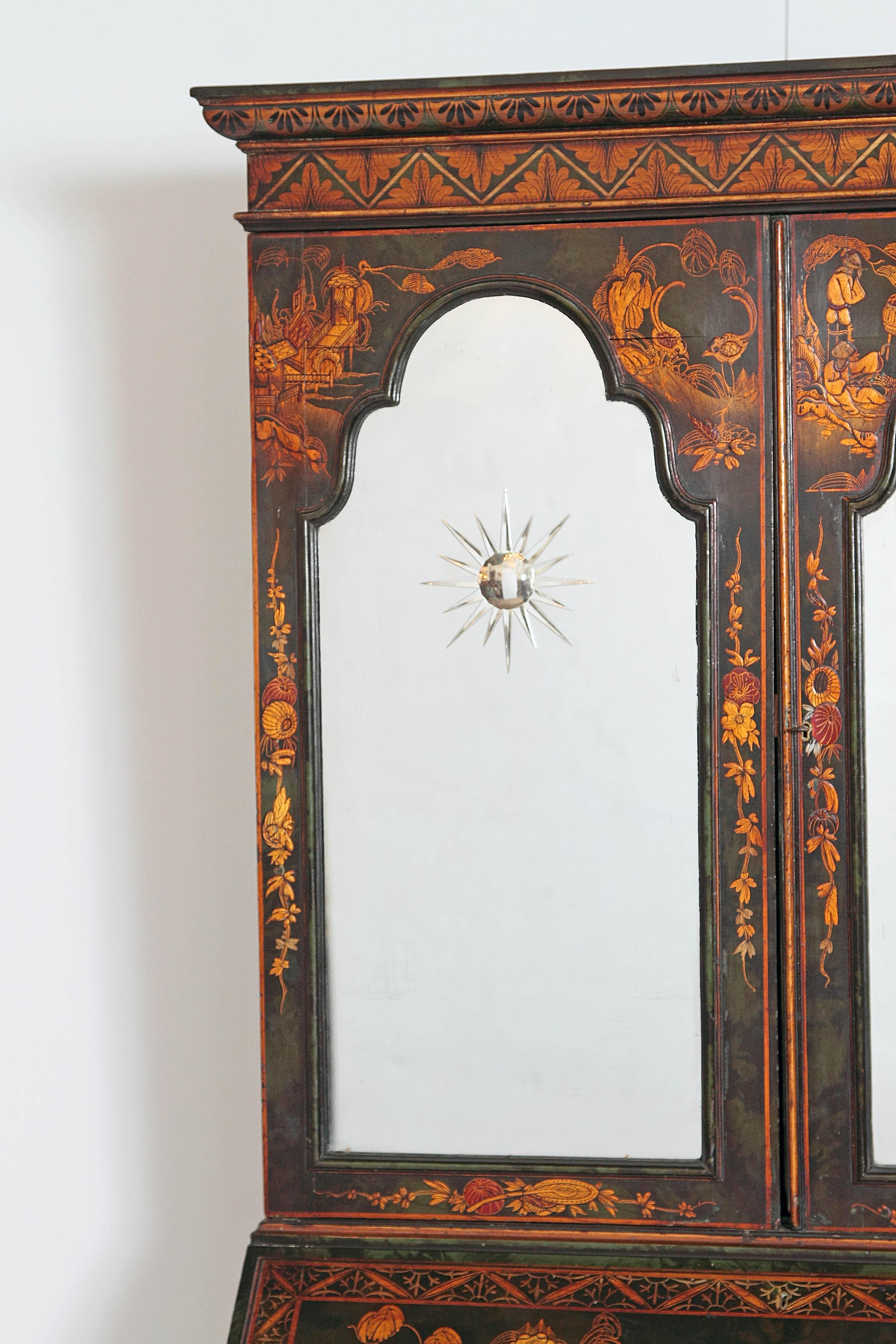 English Chinoiserie Secretary with Mirrored Doors In Good Condition In Dallas, TX