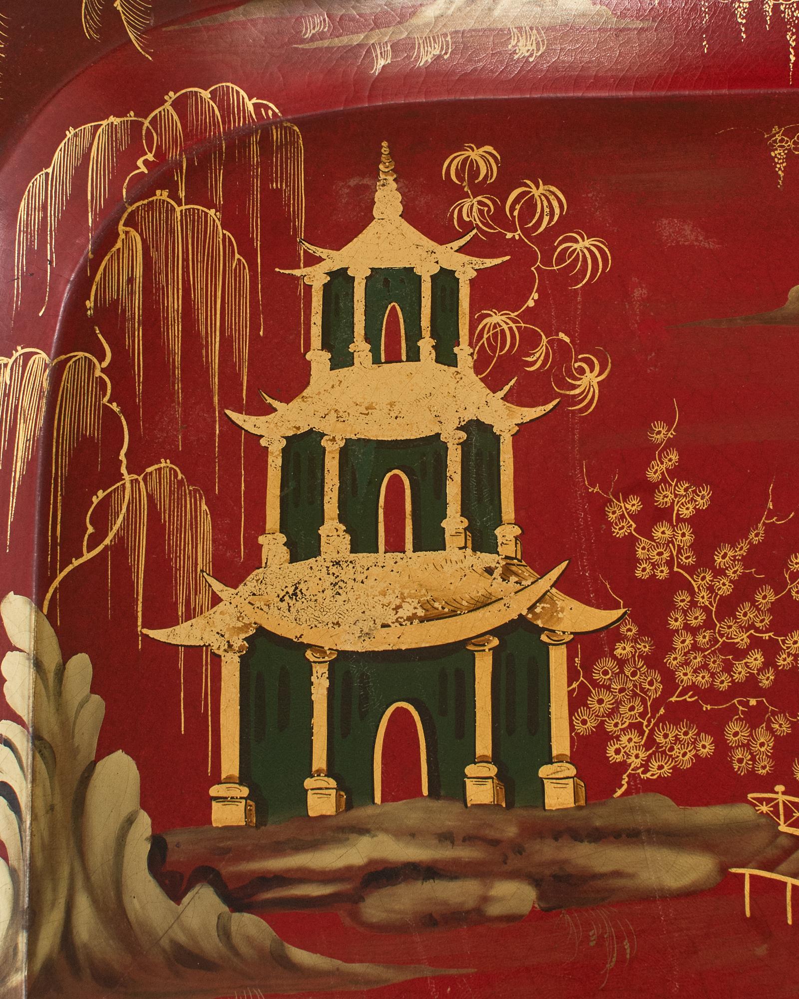 20ième siècle Table à plateau laqué faux bambou de style chinoiserie anglaise en vente
