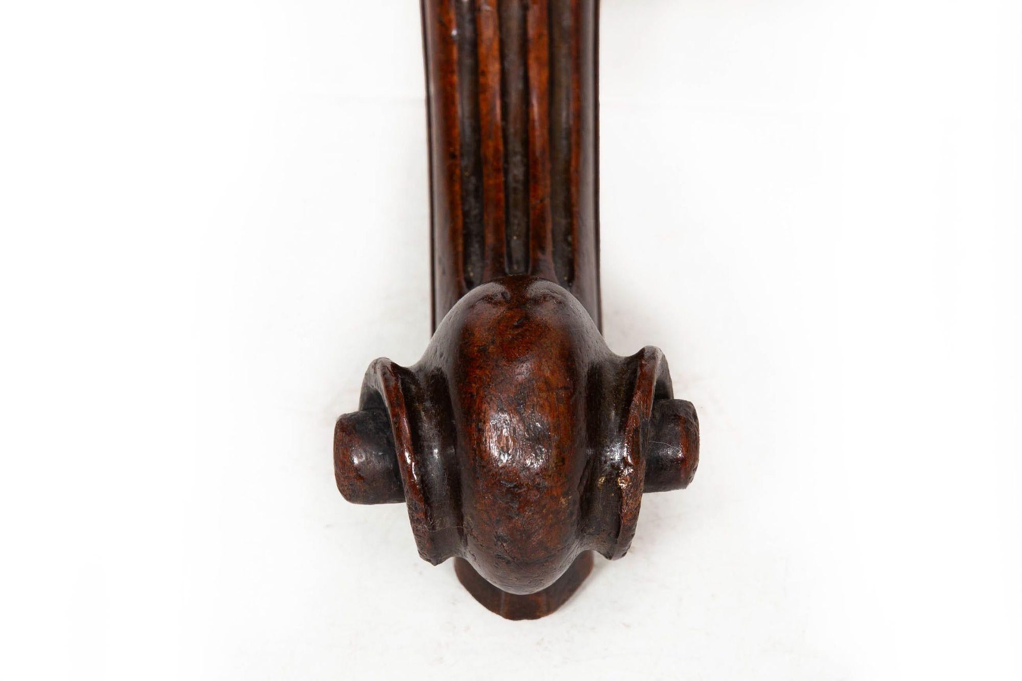 Table à tarte Chippendale anglaise ancienne en acajou sculpté, vers 1760 en vente 7