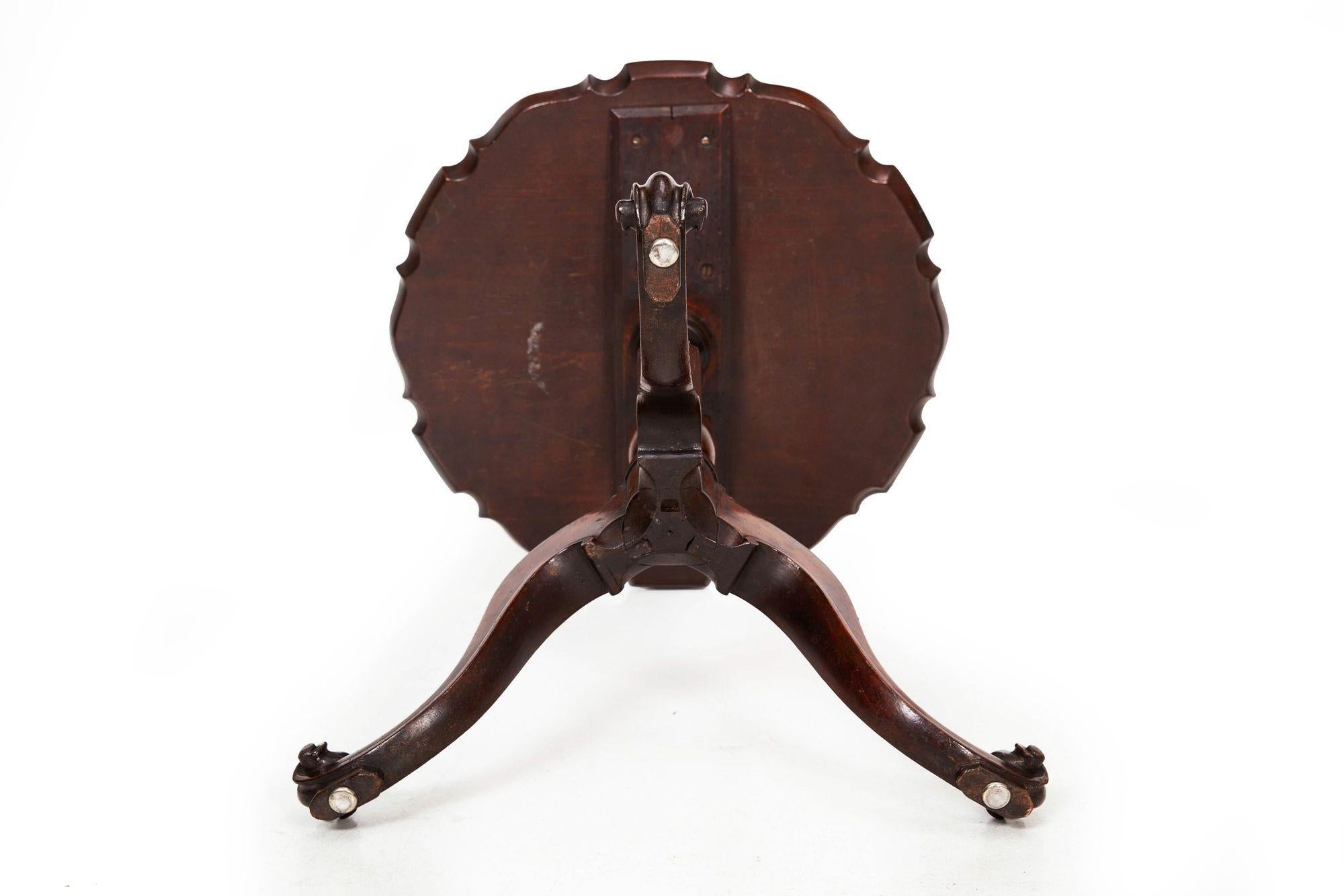 Table à tarte Chippendale anglaise ancienne en acajou sculpté, vers 1760 en vente 8