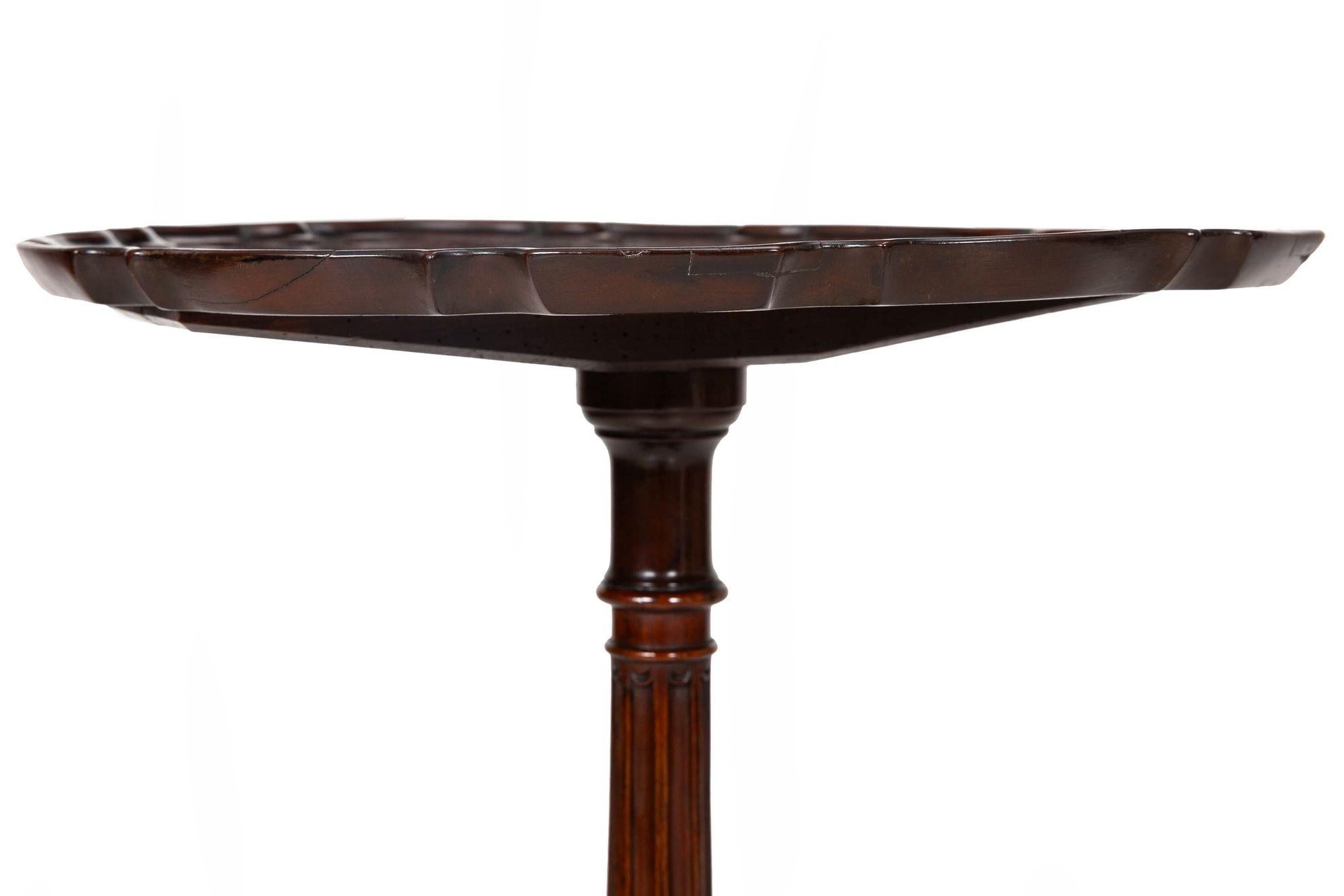 Table à tarte Chippendale anglaise ancienne en acajou sculpté, vers 1760 en vente 1