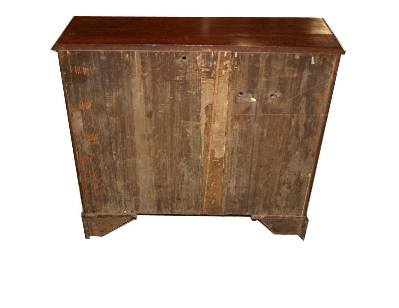English Chippendale Bachelor's Chest For Sale 2