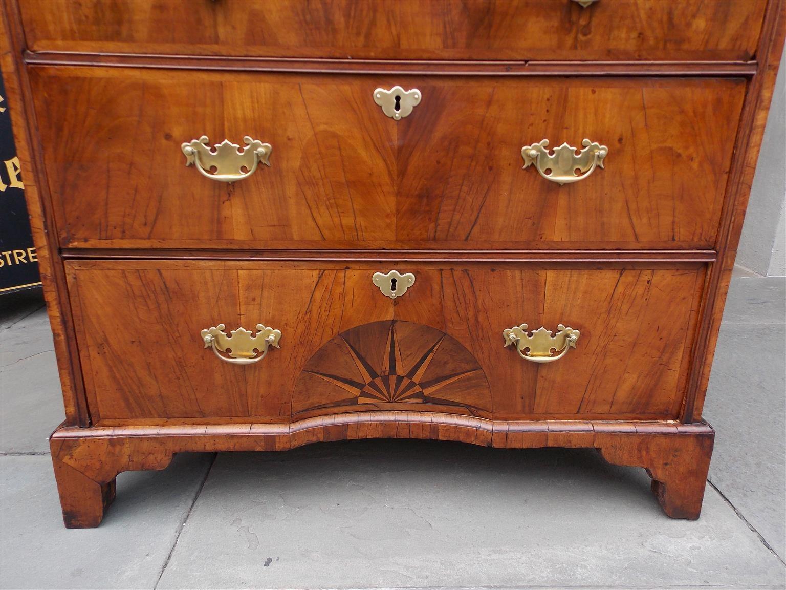 English Chippendale Walnut Chest with Ebony and Satinwood Inlaid Star, C. 1750 In Excellent Condition In Hollywood, SC