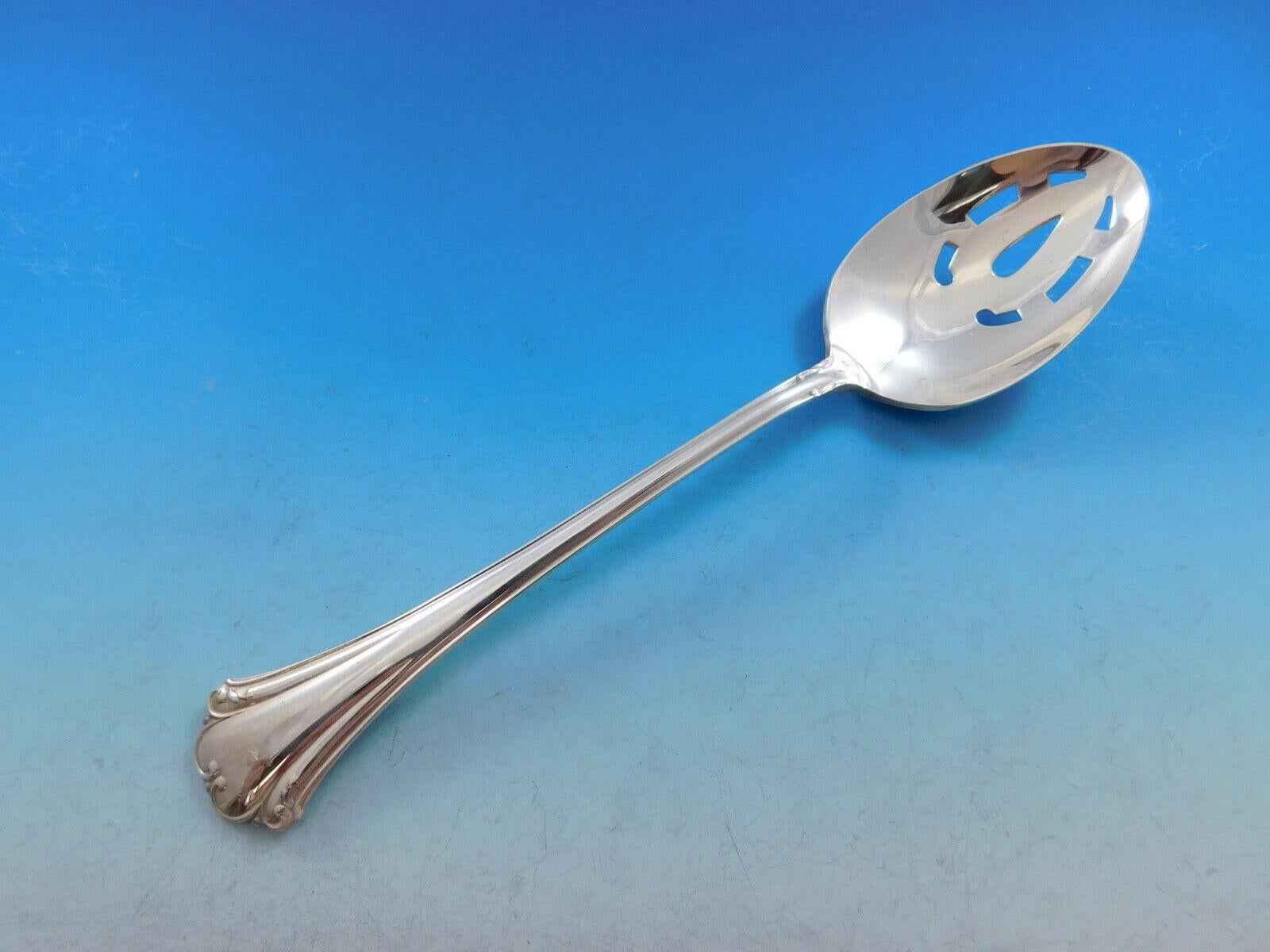 English Chippendale by Reed /& Barton Sterling Silver Sugar Spoon Shell 6 1//2/"