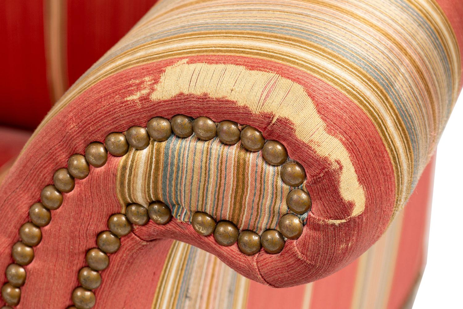 Bambou English Chippendale Candy Striped Camelback Sofa en vente