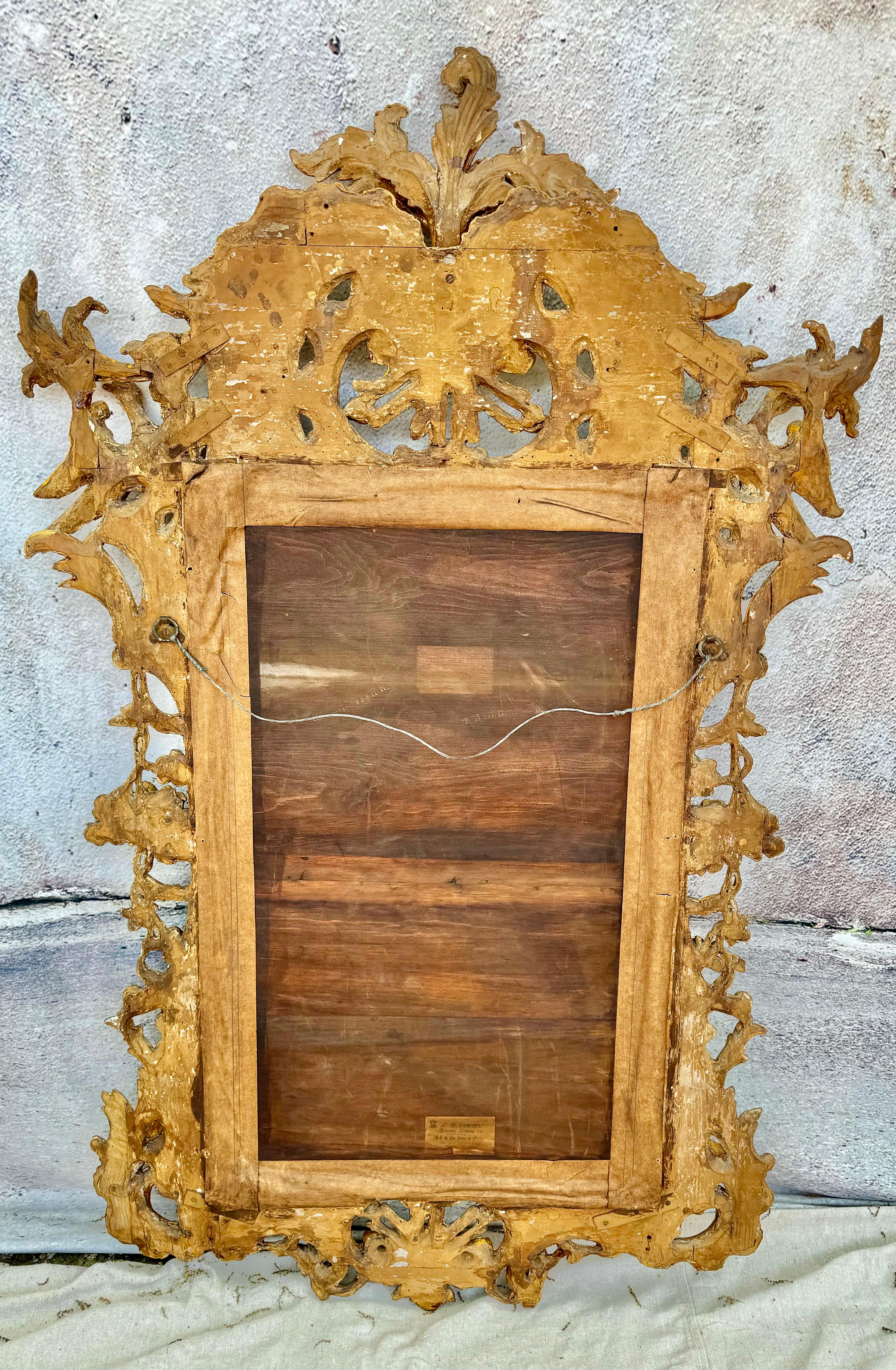 English Chippendale Carved Gilt Wood Mirror For Sale 6