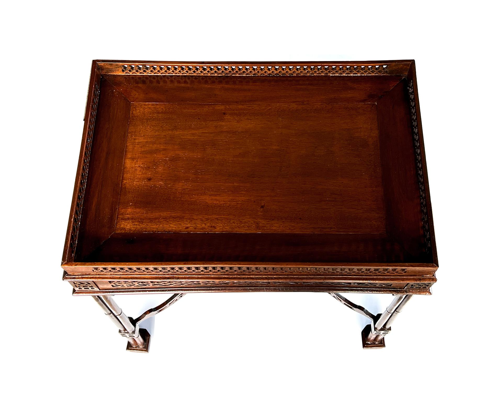 English Chippendale/George II Style Mahogany Open Fretwork Side Table  In Good Condition In San Francisco, CA