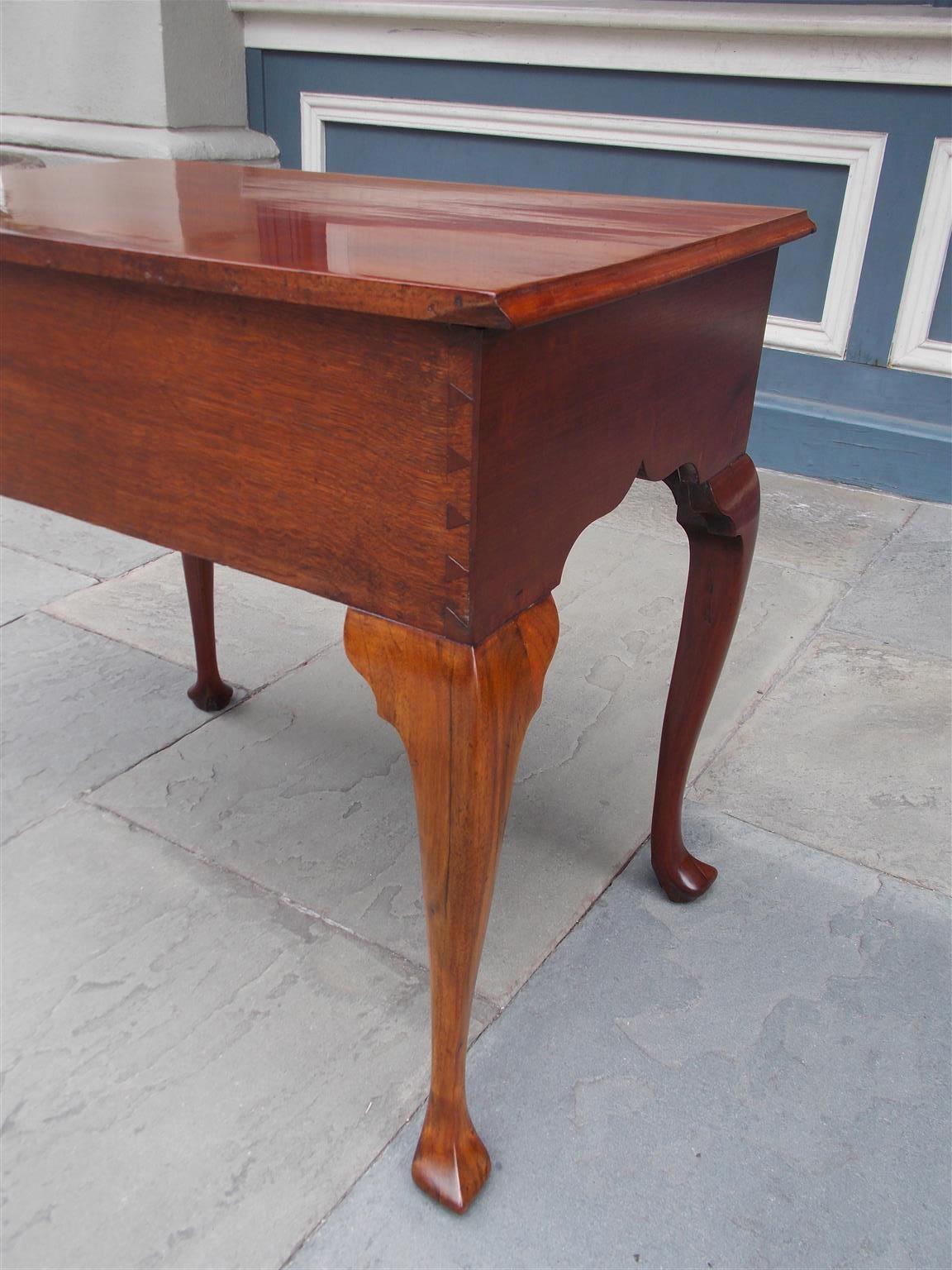 English Chippendale Mahogany and Walnut Three-Drawer Lowboy, Circa 1770 For Sale 2