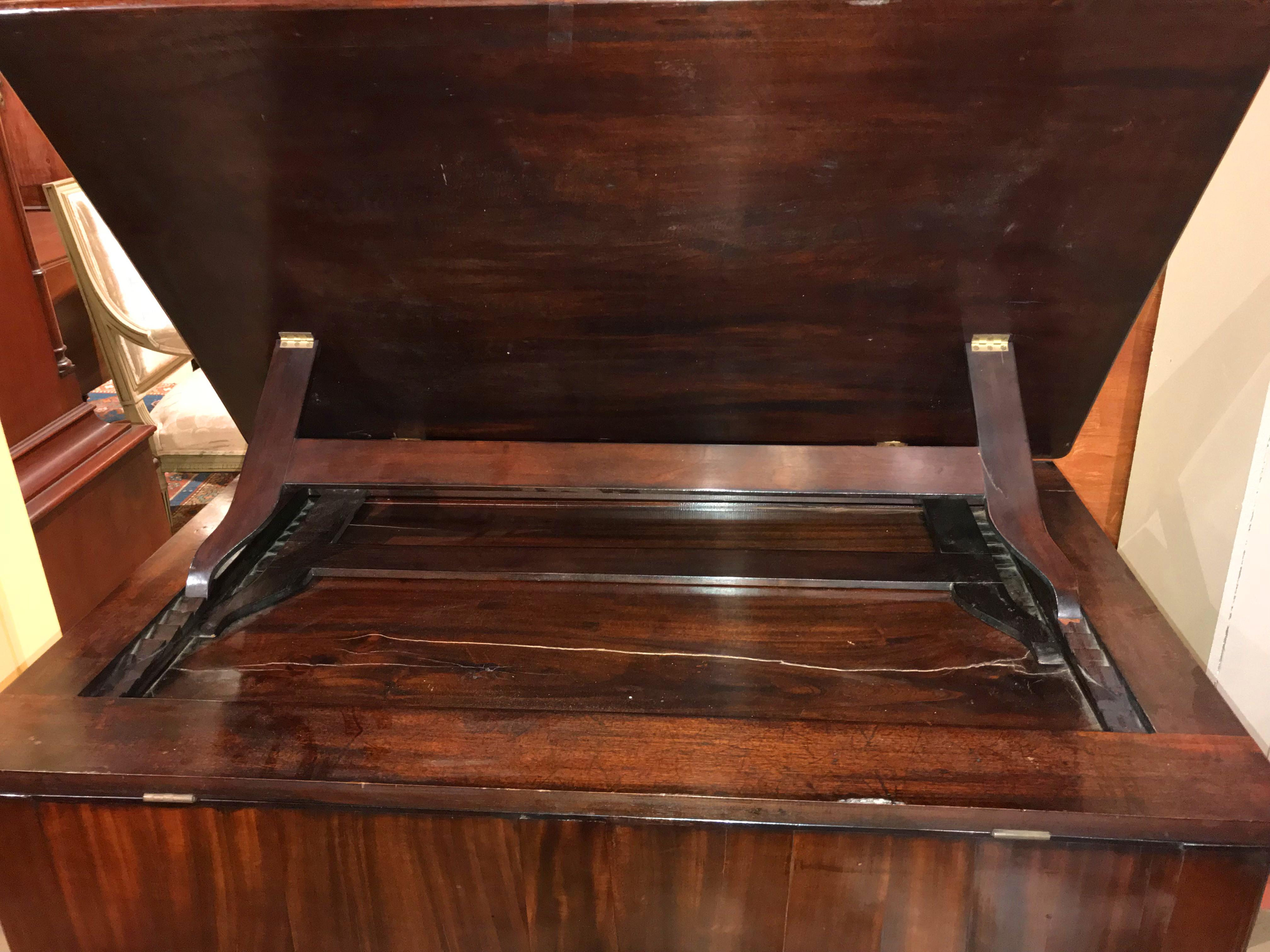 English Chippendale Mahogany Architect’s Desk or Design Table, circa 1780 For Sale 5