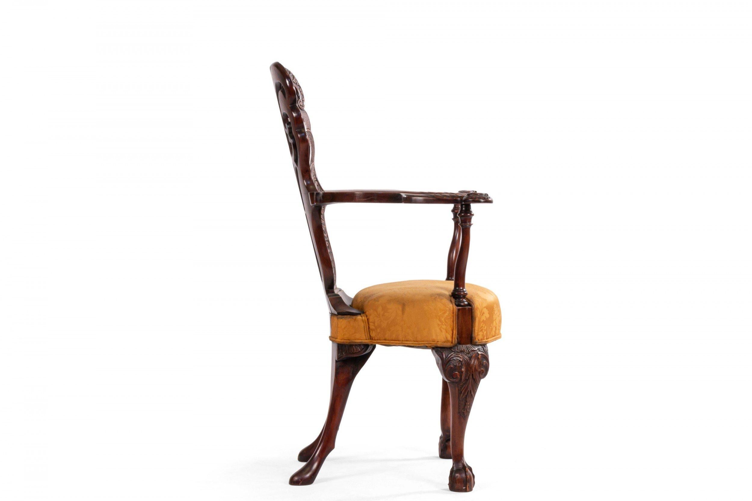 XIX secolo Poltrone Chippendale inglesi in mogano in vendita
