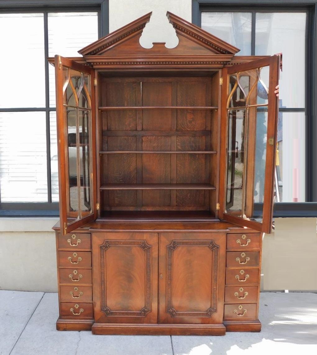 English Chippendale Mahogany Broken Arch Cornice Breakfront / Bookcase, C. 1780 In Excellent Condition For Sale In Charleston, SC